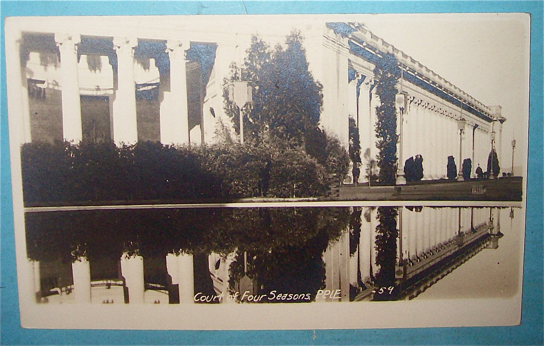 Court Of Four Seasons Postcard (Pan Pac Intl Expo)