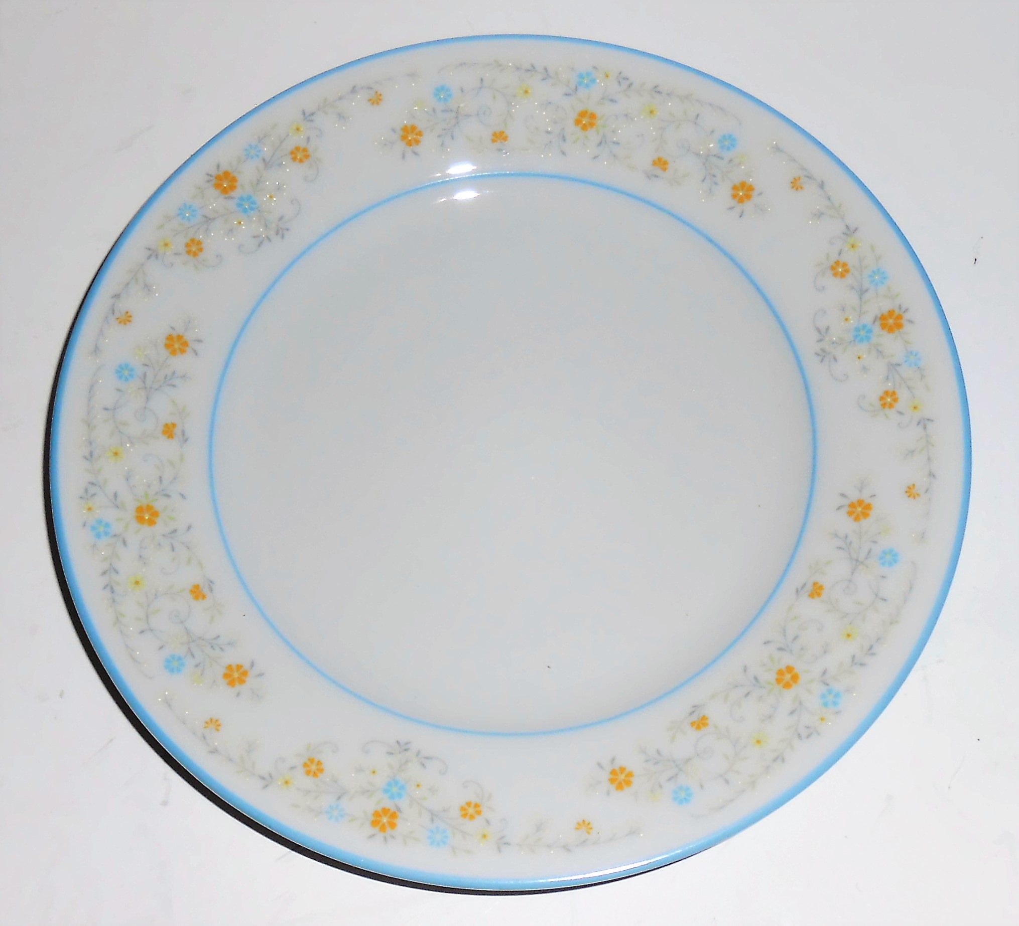 Noritake Porcelain China Epic 2680 Floral Bread Plate