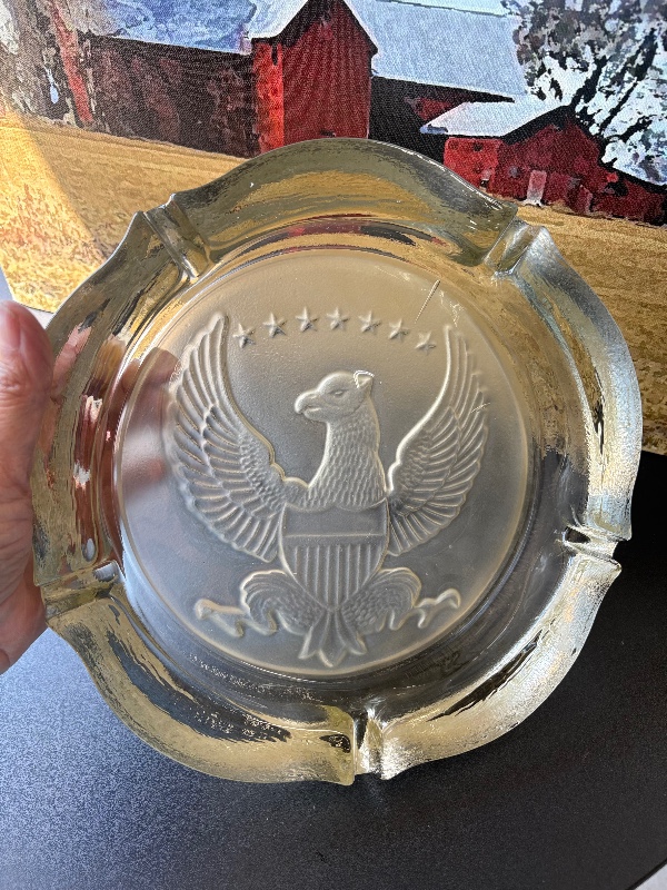 Indiana Glass American Eagle Ashtray large heavy textured