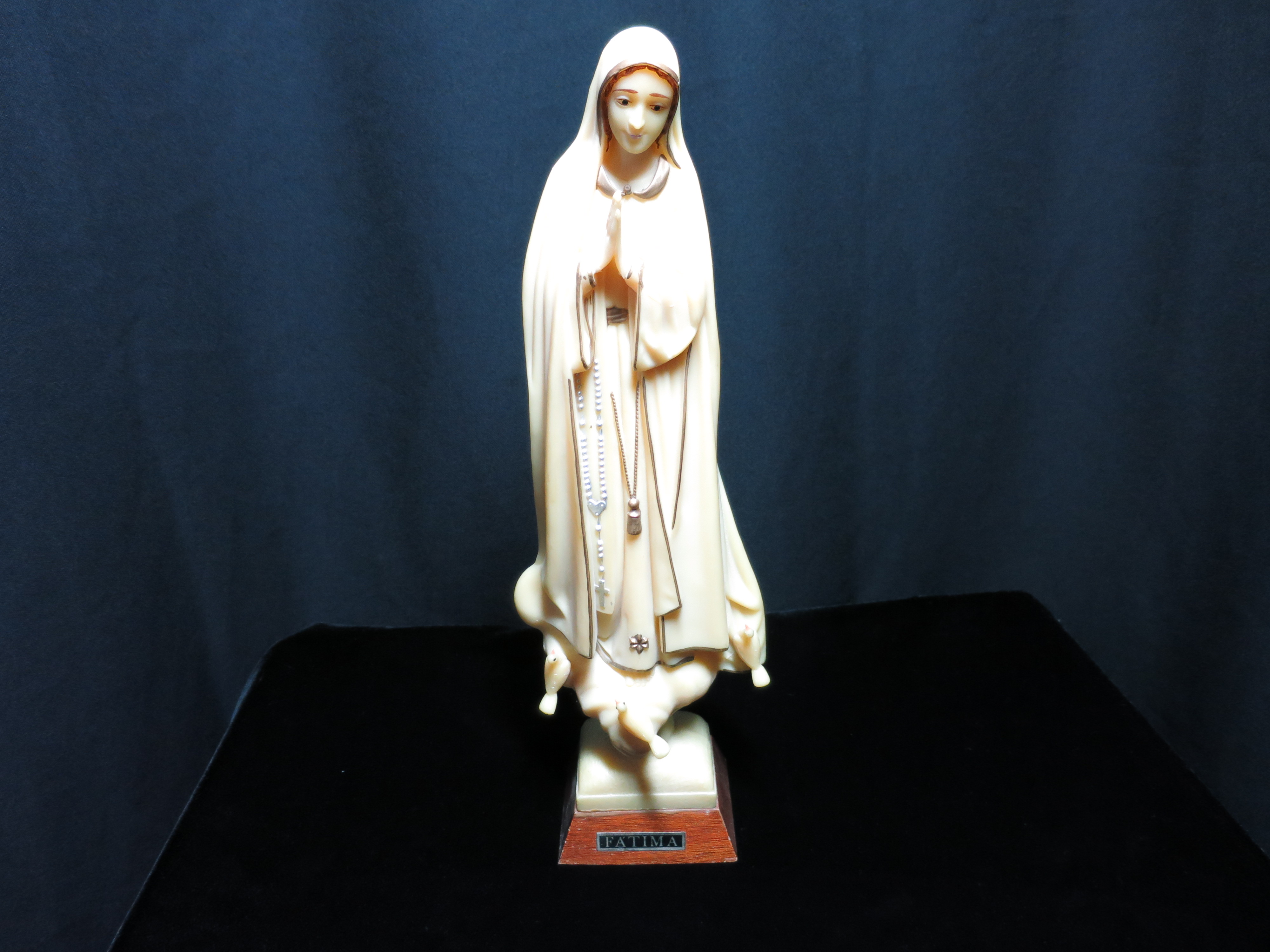 Vintage Our Lady of Fatima Portugal Statue figurine