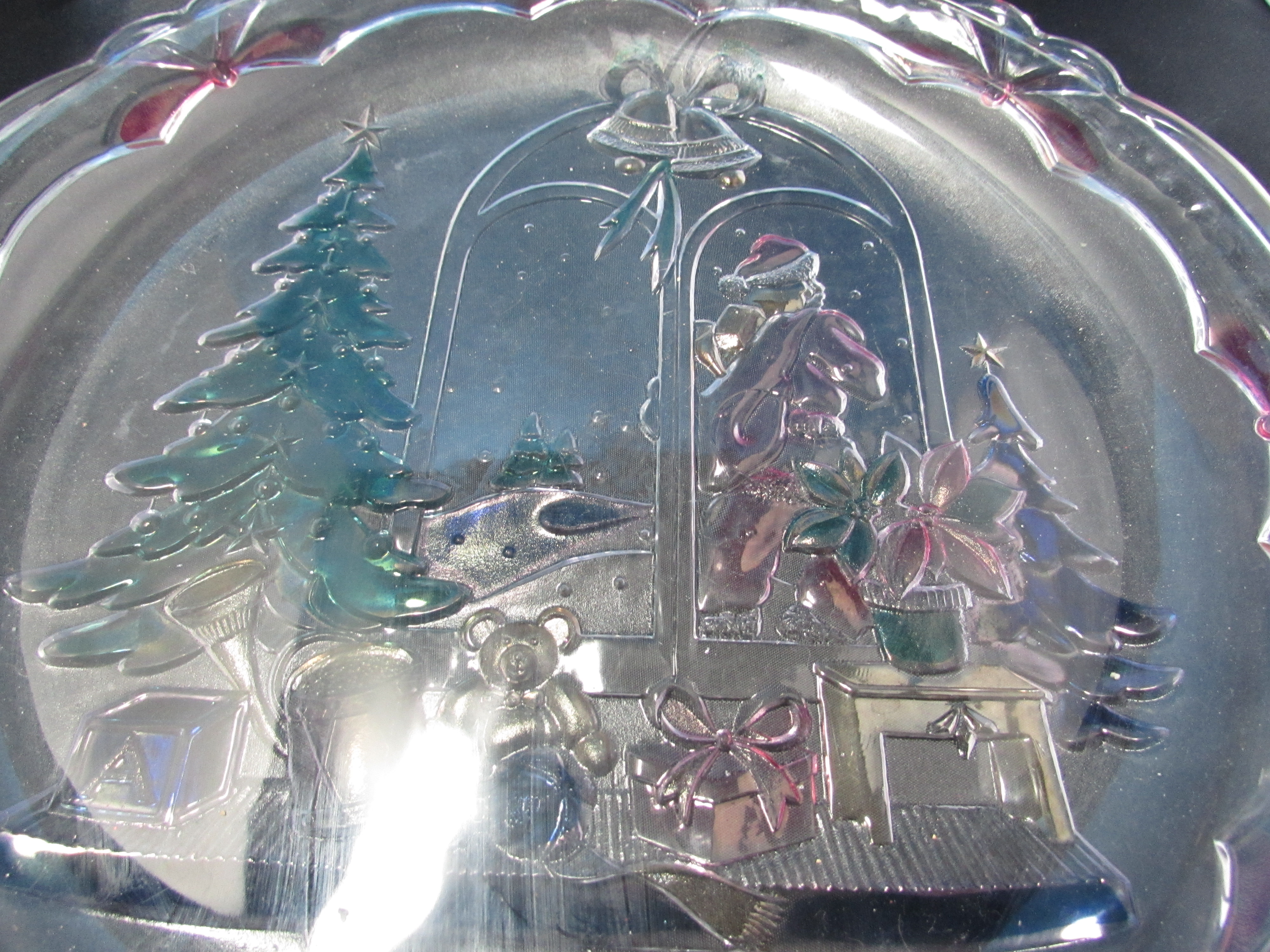 Mikasa Large Torte Christmas Santa Tree