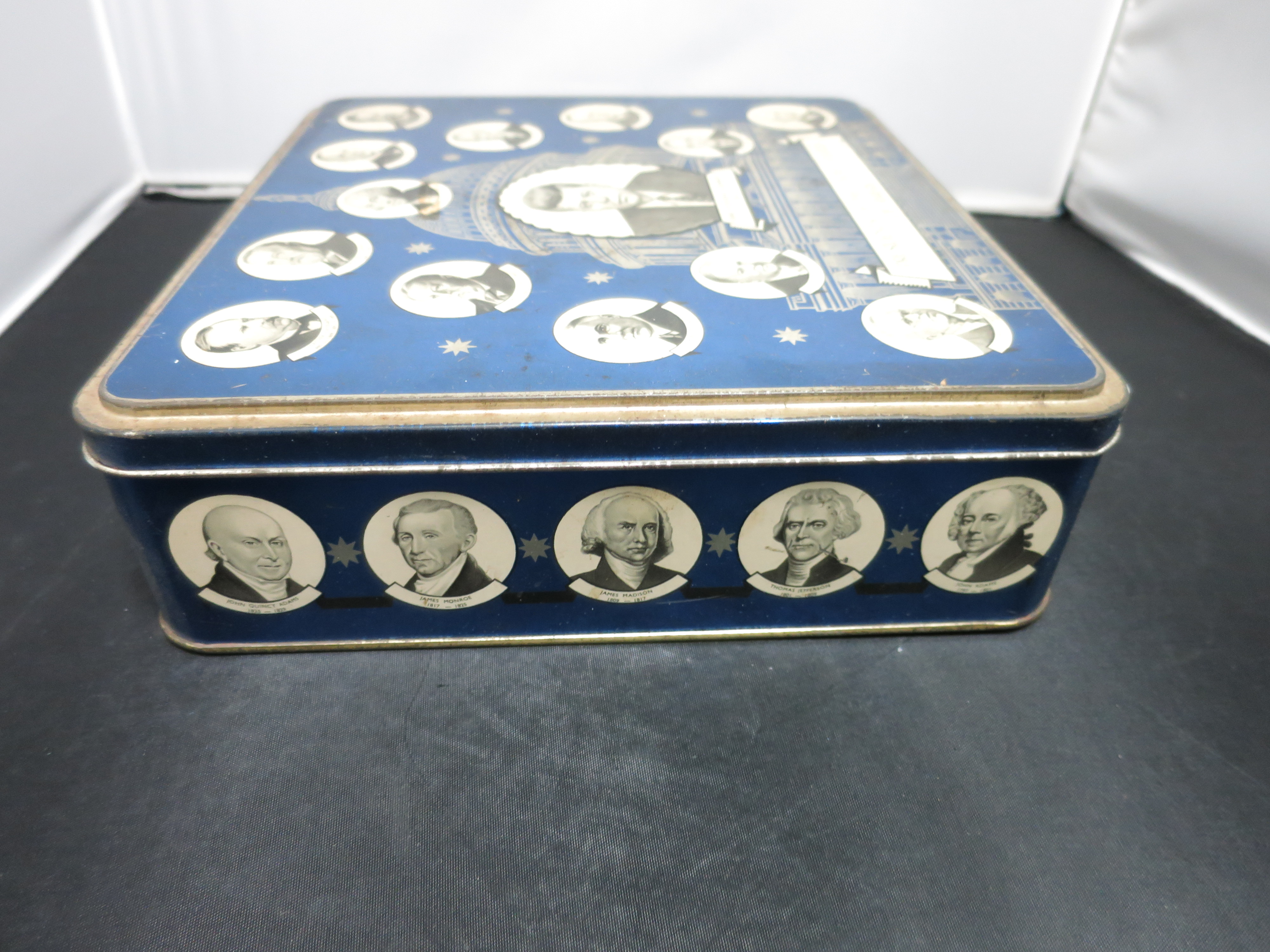 Presidents Of the United States Of America tin 1960s