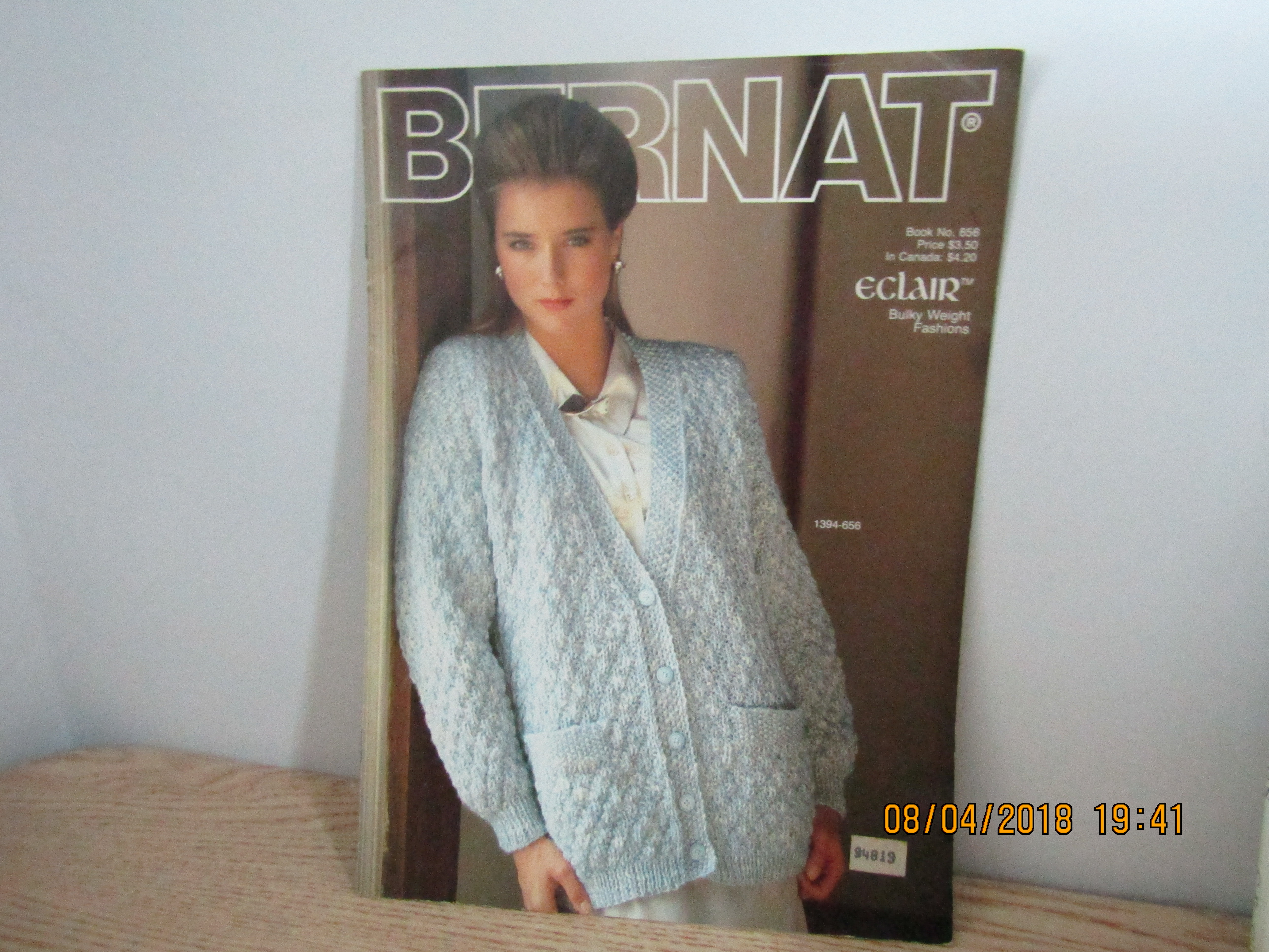 Bernat Women's Eclair Bulky Weight Fashions #656