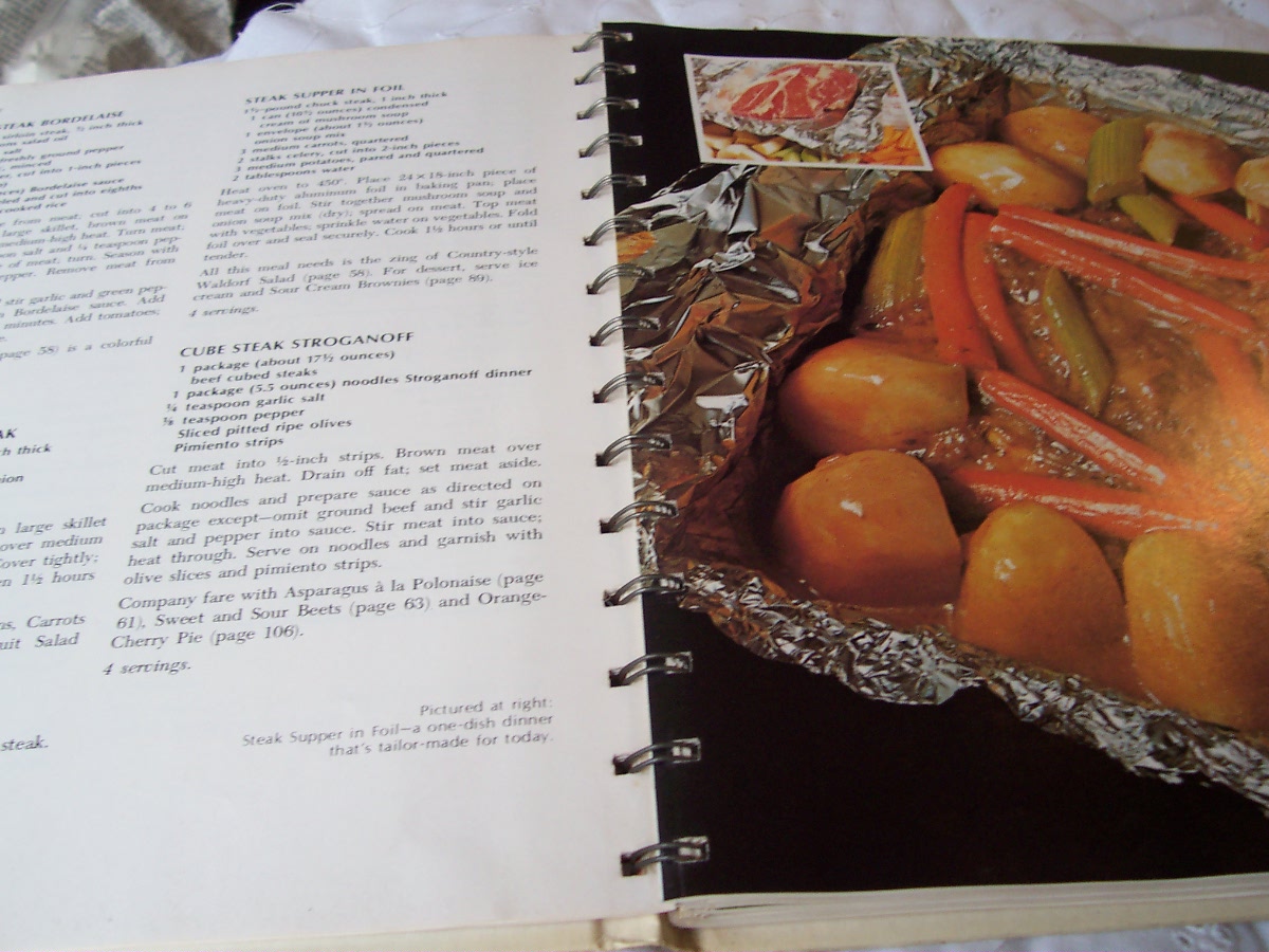 Betty Crockers Good and Easy Cookbook 1972