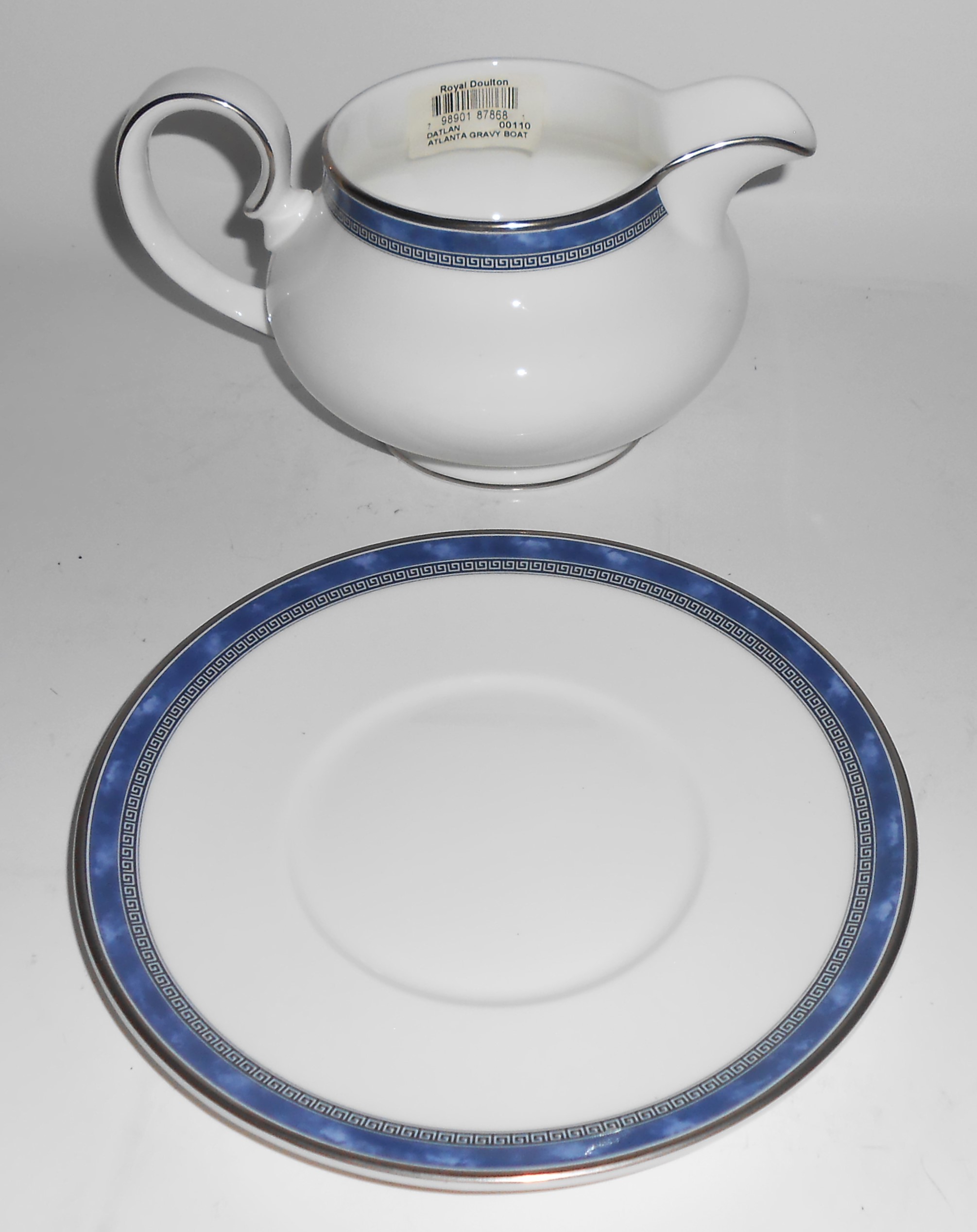 Royal Doulton Fine China Platinum Band Atlanta Gravy Bo