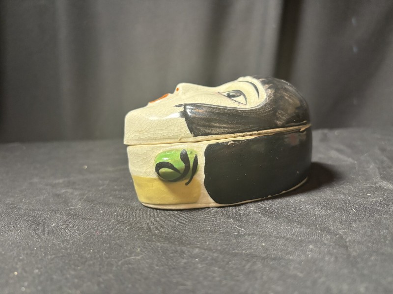 Vintage Art Deco Ceramic Flapper Girl Box Pre-War Japan 1930s Vanity Novelty