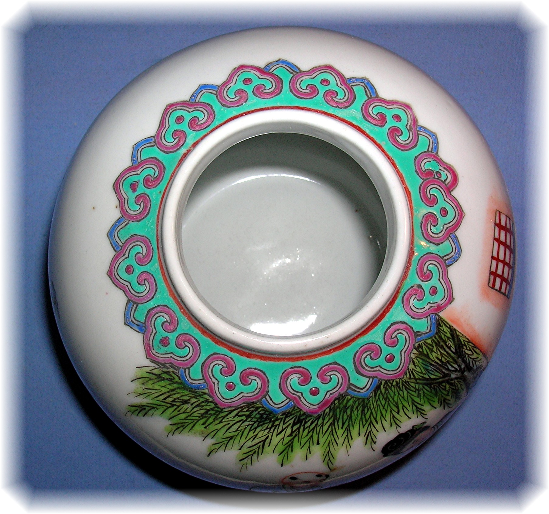 Oriental Tea Ceremony Porcelain Jar