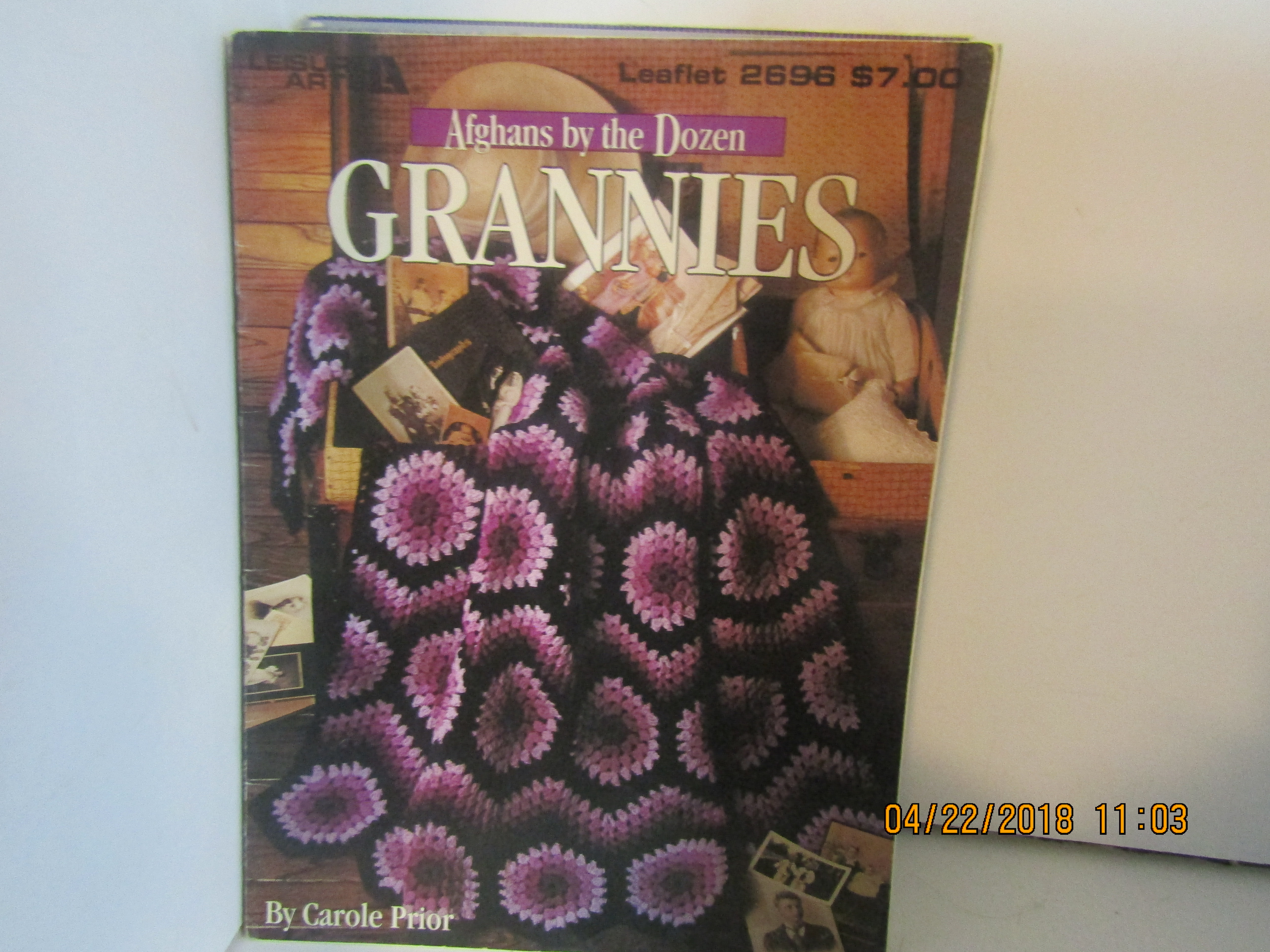Leisure Arts Afghan By The Dozens Grannies  #2696