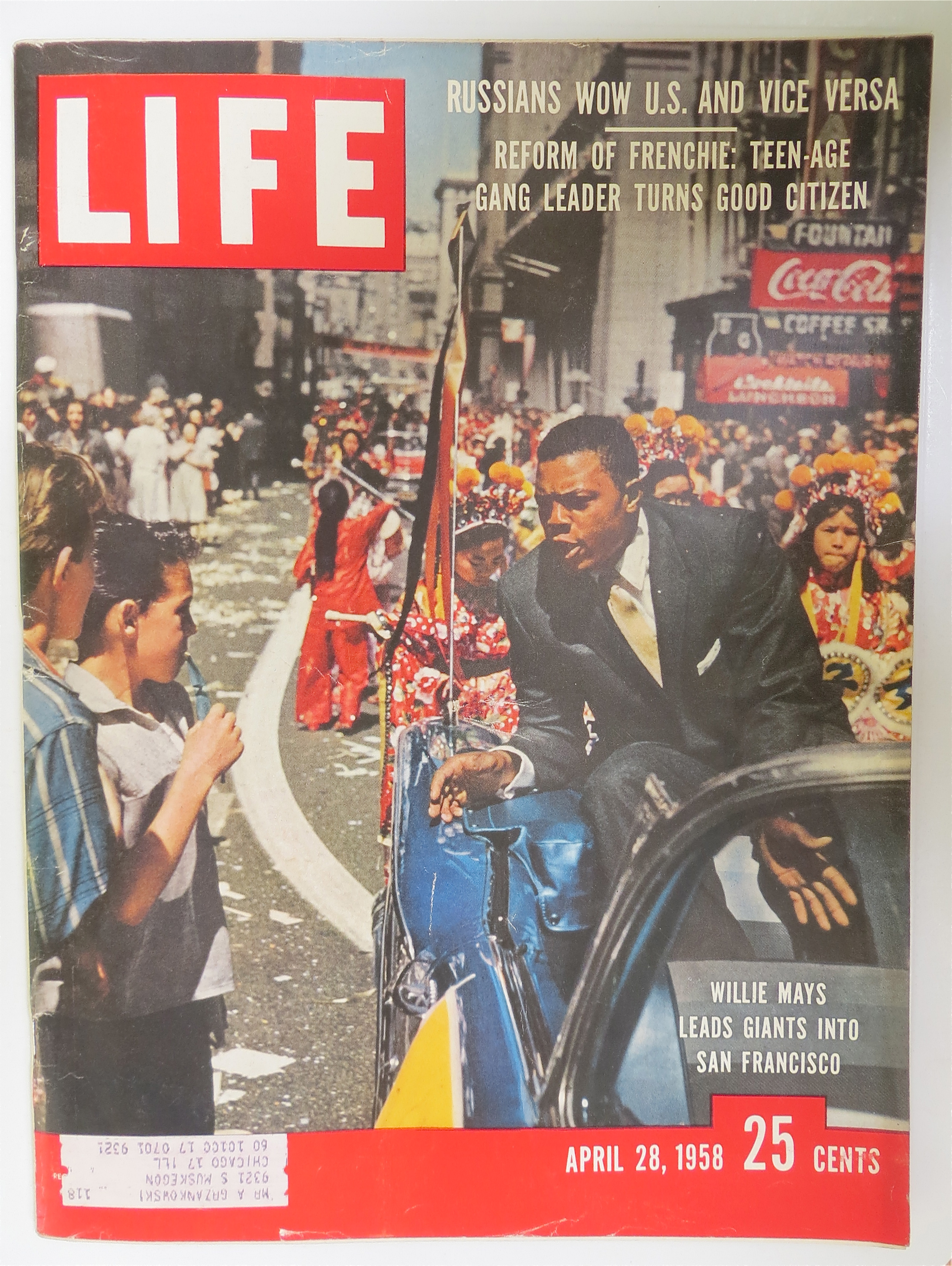 Life Magazine April 28, 1958 Willie Mays Leads Giants