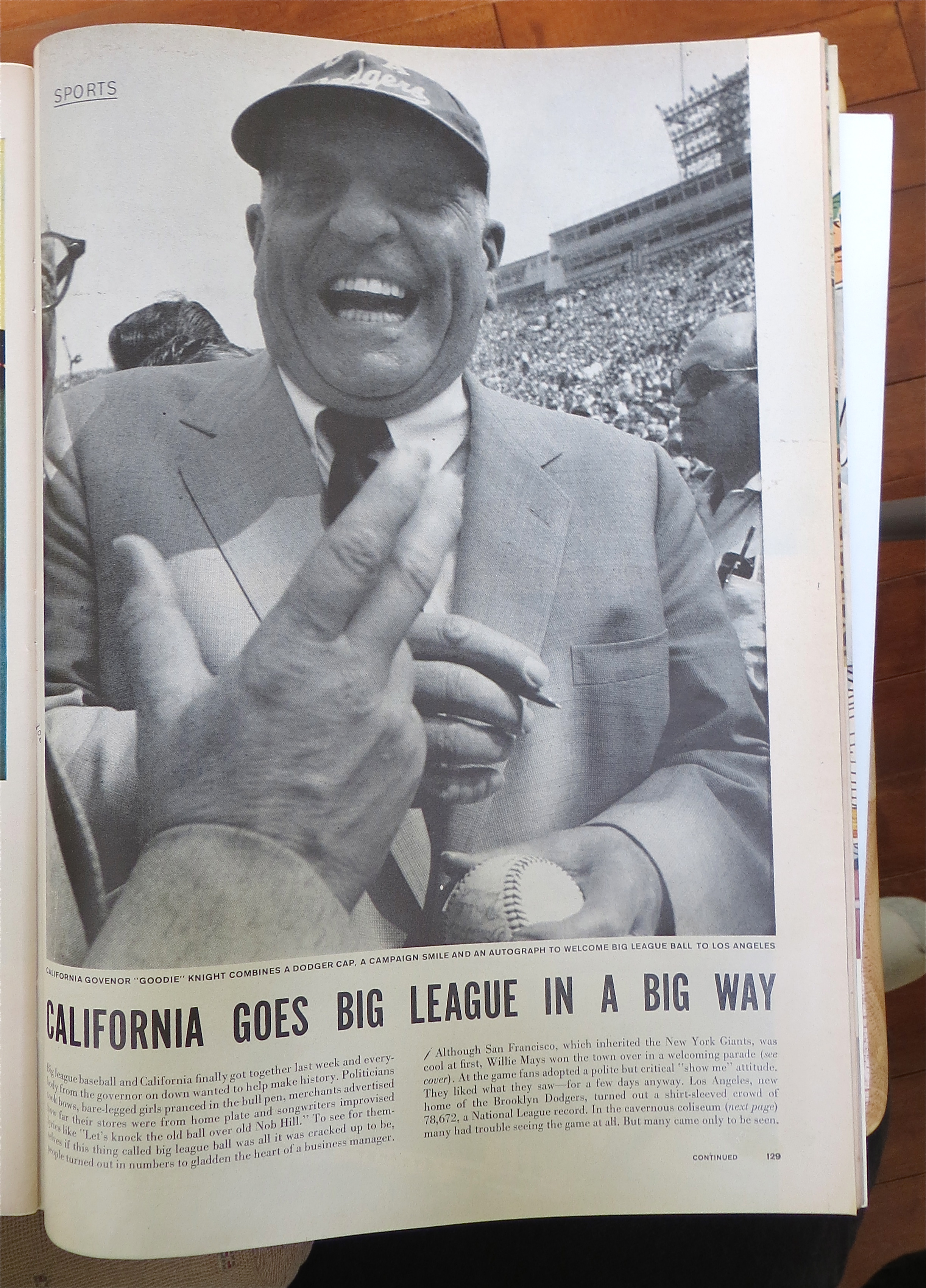 Life Magazine April 28, 1958 Willie Mays Leads Giants
