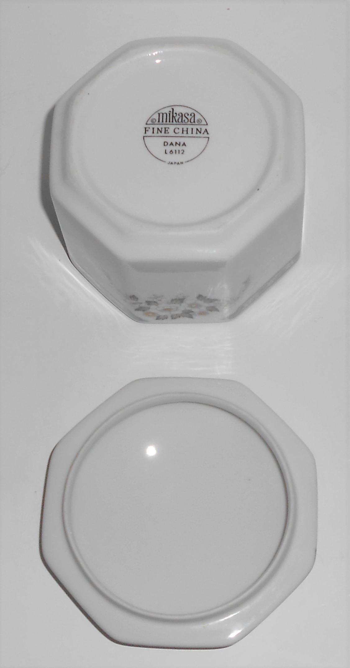 Mikasa Fine China Platinum Band Dana Sugar Bowl