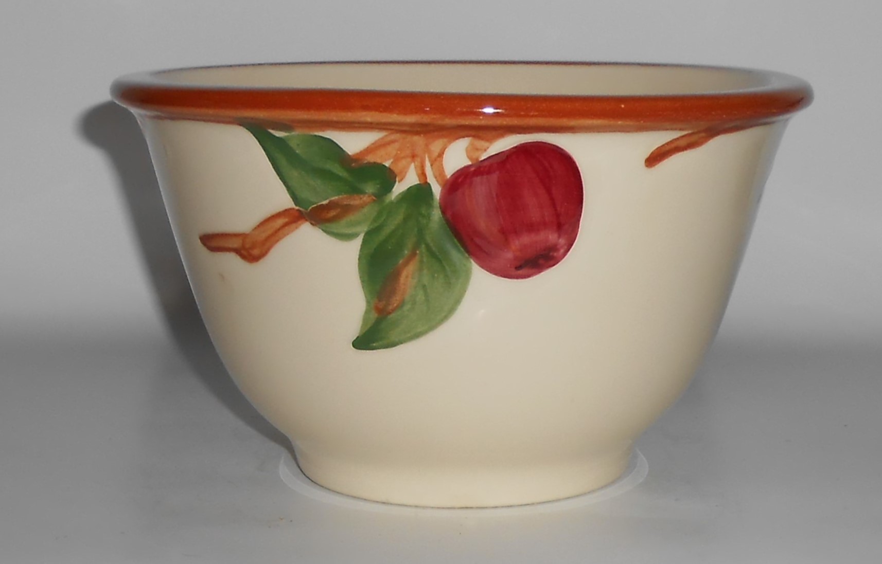 EARLY Franciscan Pottery Apple U.S.A. 7'' Mixing