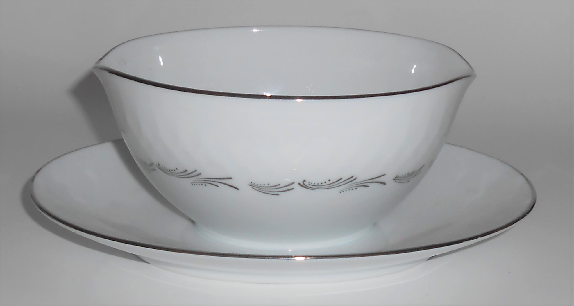 Noritake China Porcelain Platinum Sabina Gravy Bowl