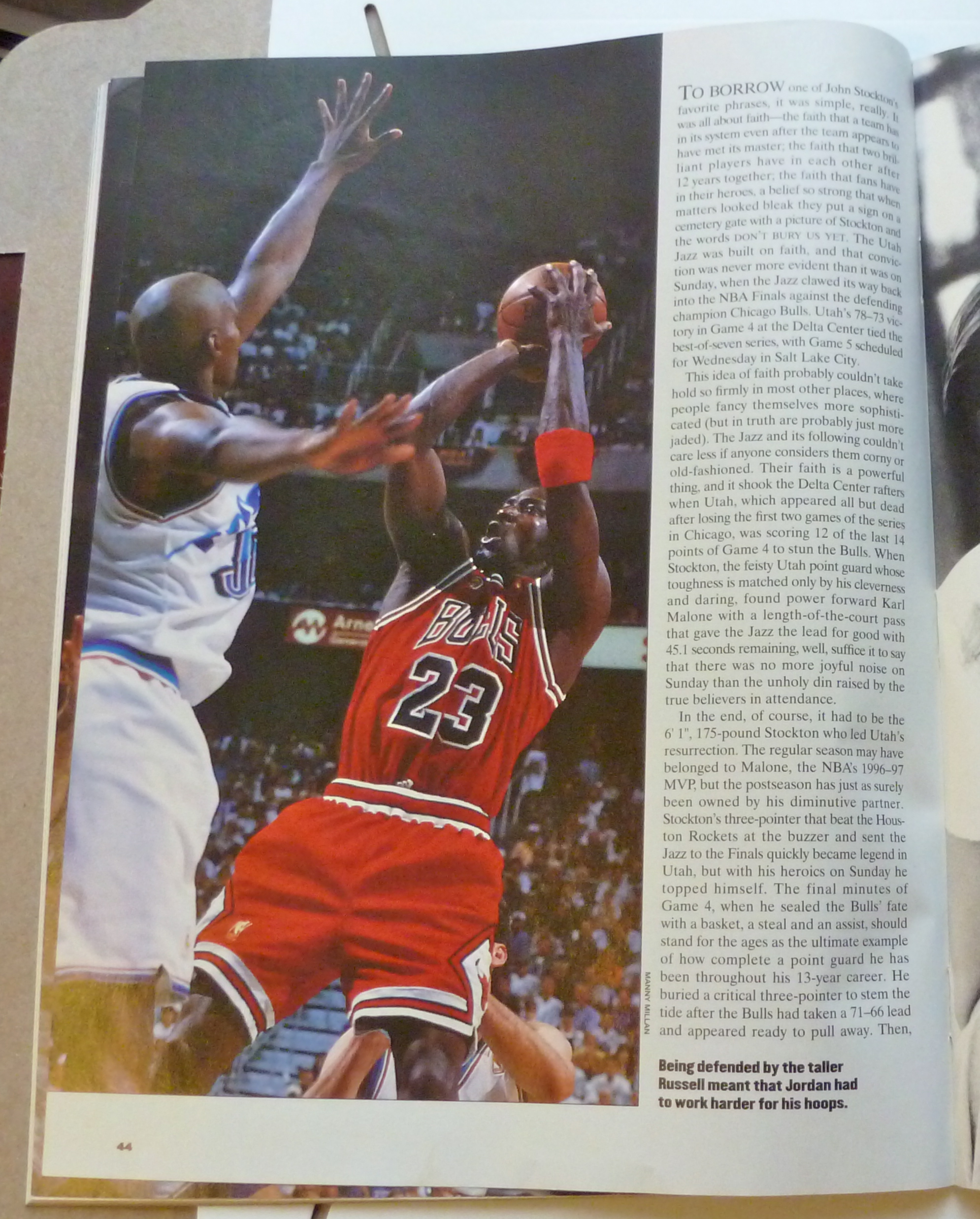 Sports Illustrated Magazine -June 16, 1997- Karl Malone