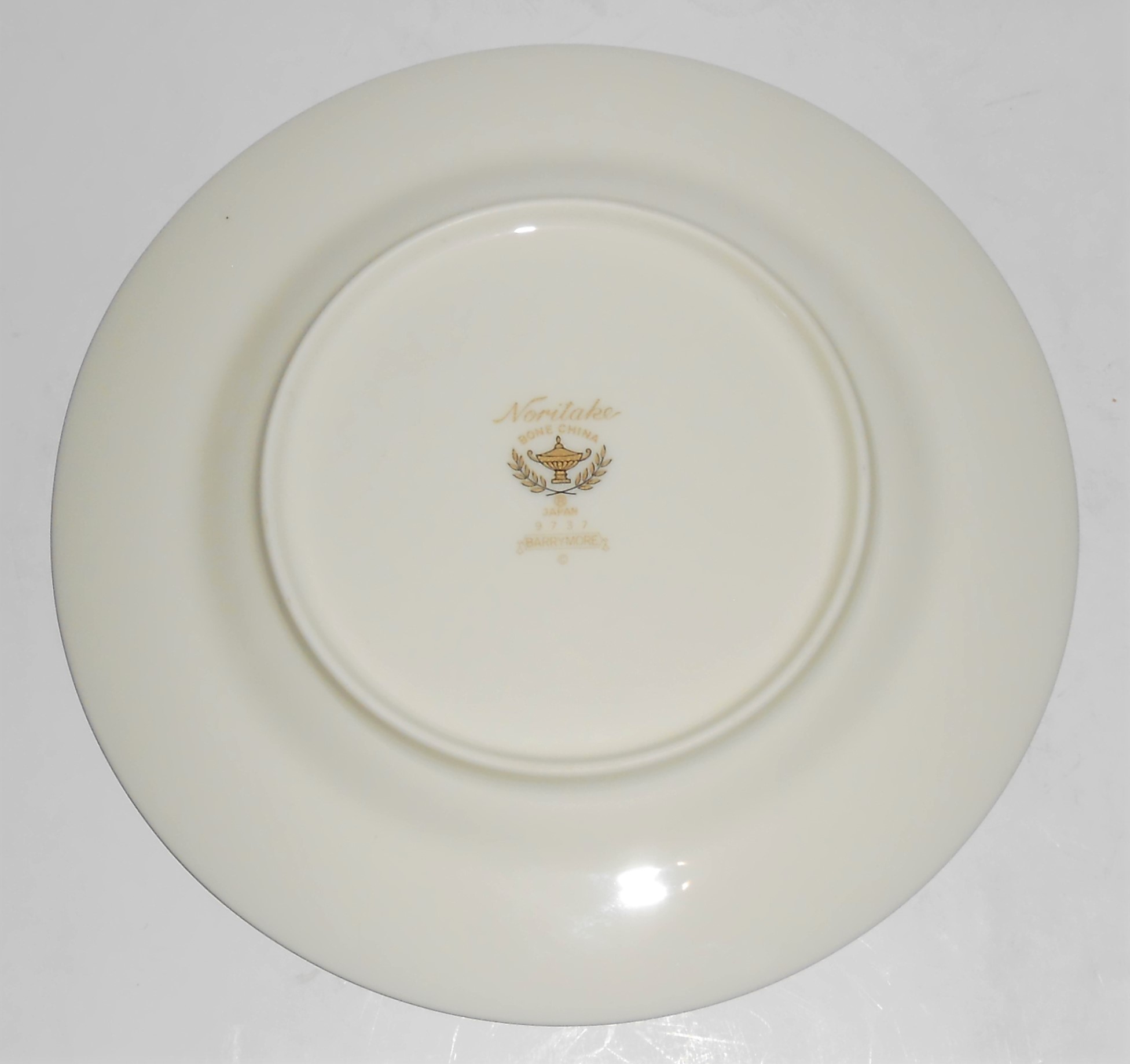 Noritake China Porcelain Barrymore Gold 9737 Bread Pl