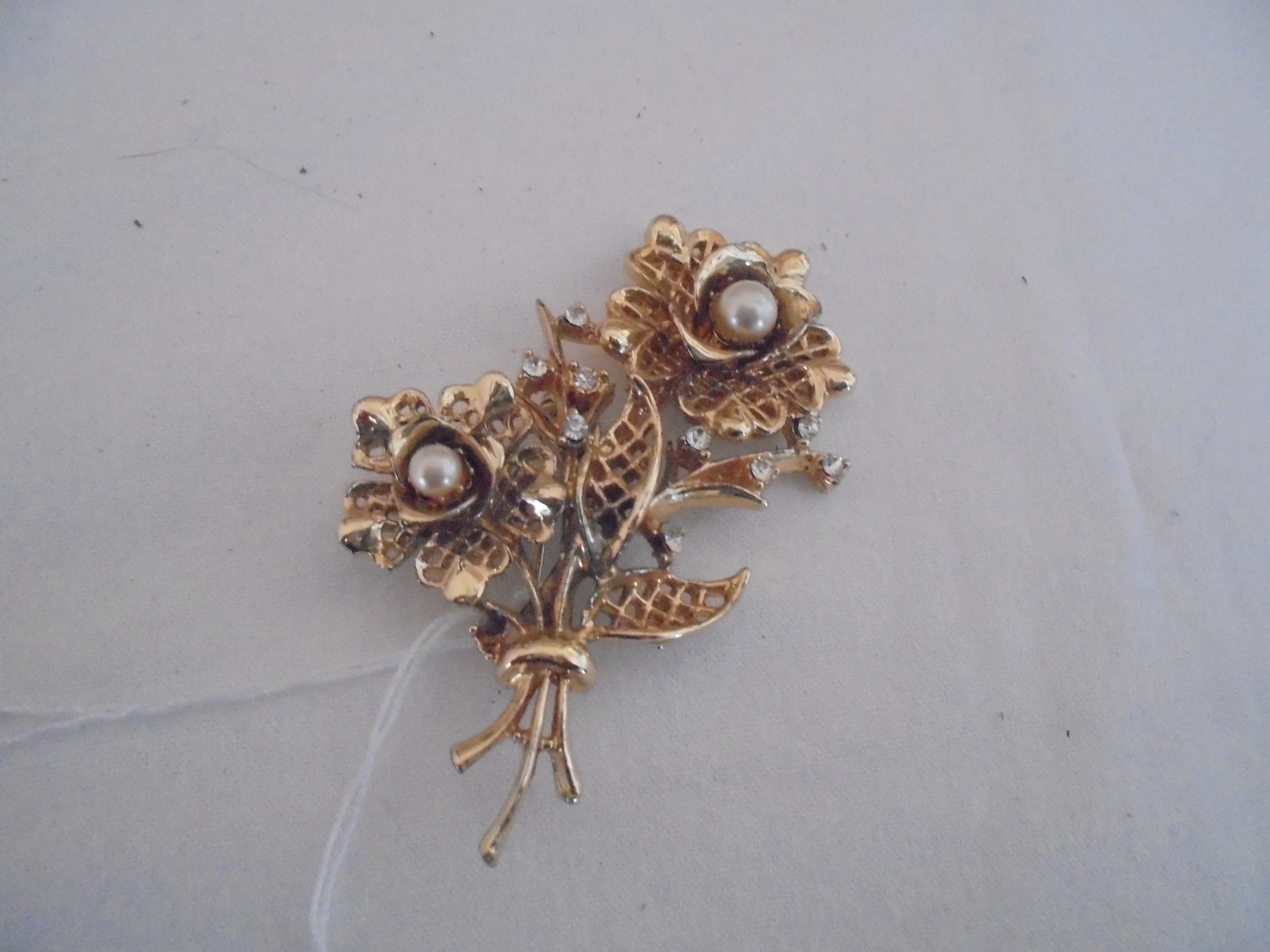 Coro Floral Pin Faux Pearls Gold Tone
