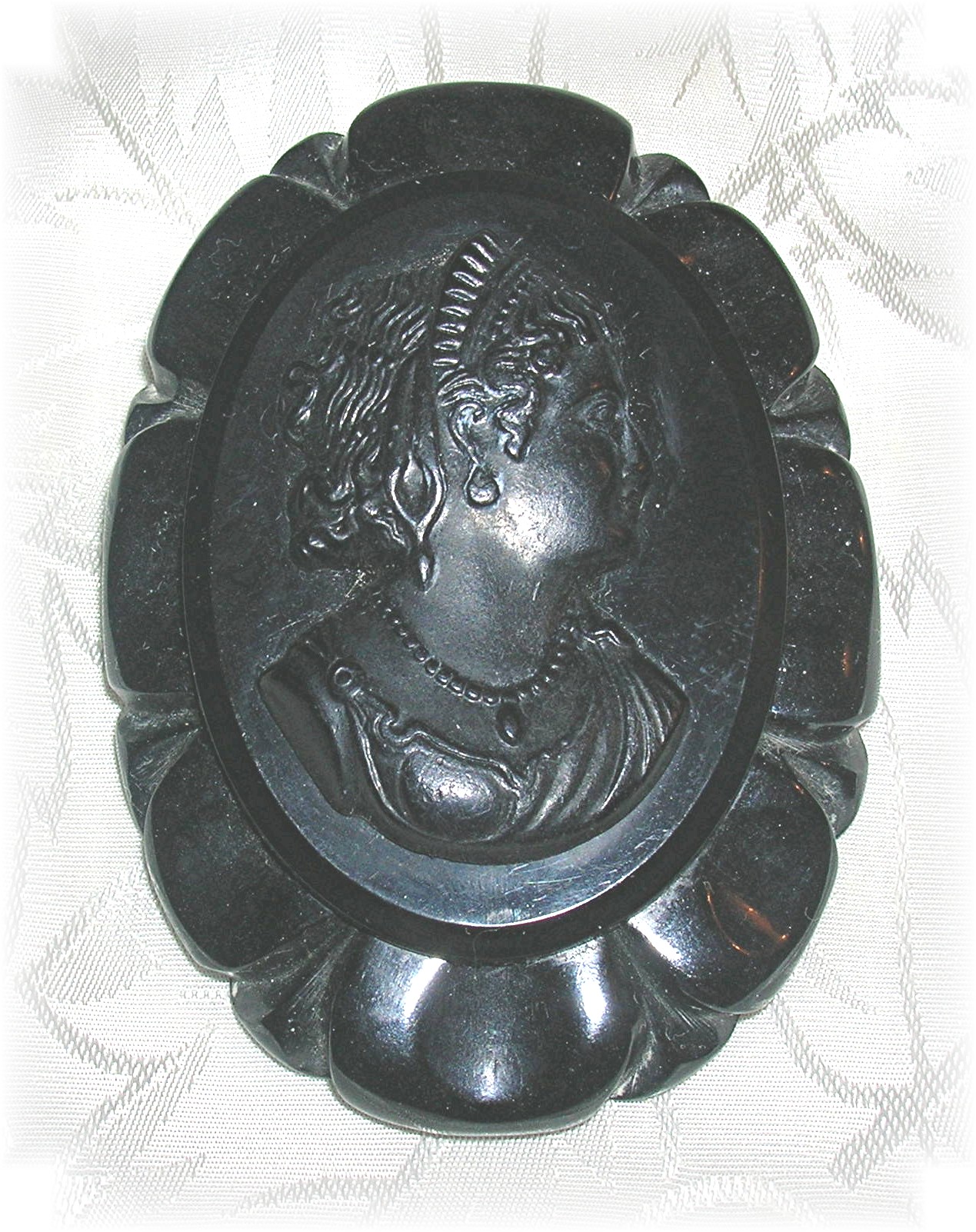 Bakelite  Large Black Cameo Brooch Pin