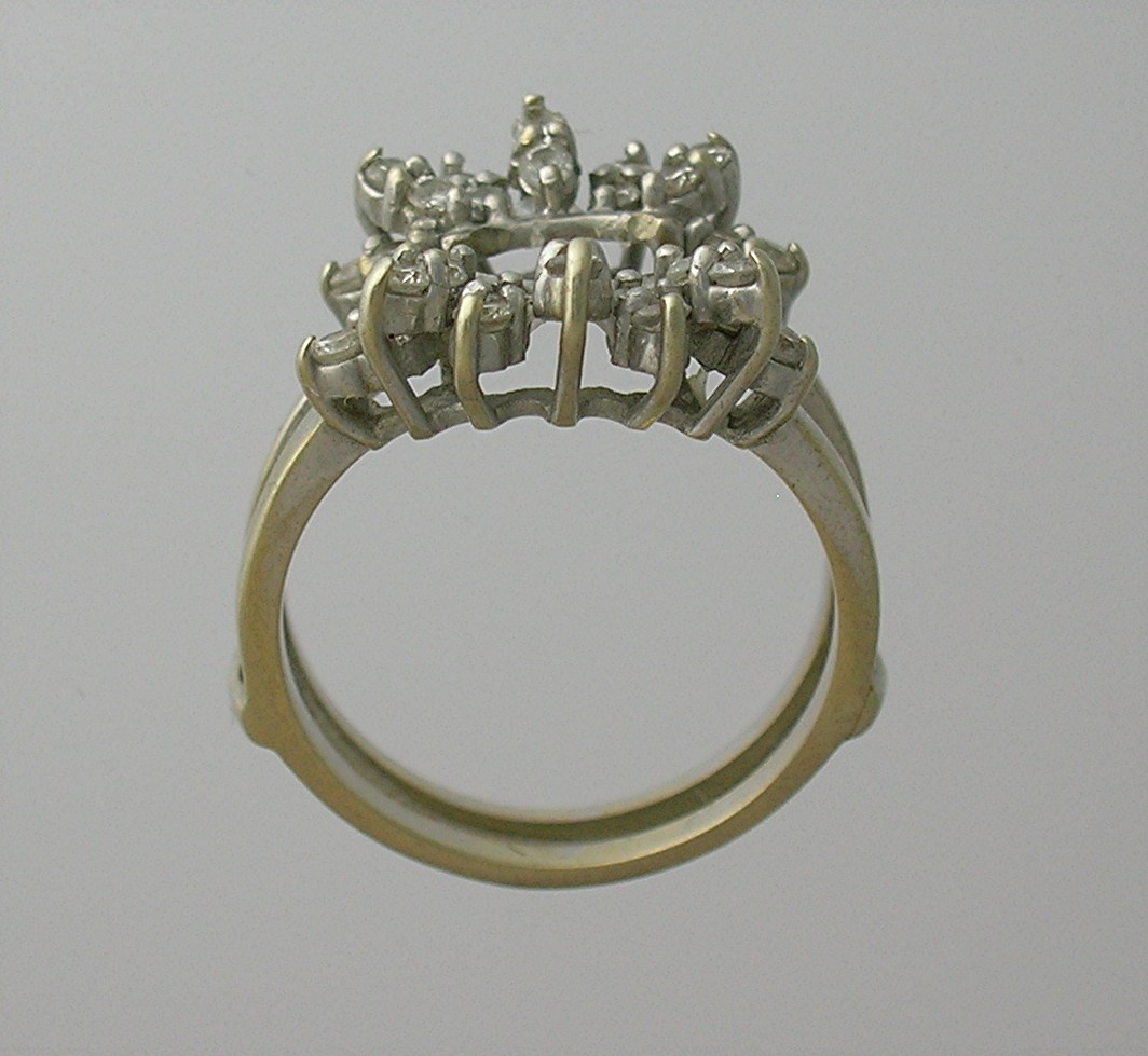 14K White Gold & Diamonds Flower   Ring Guard