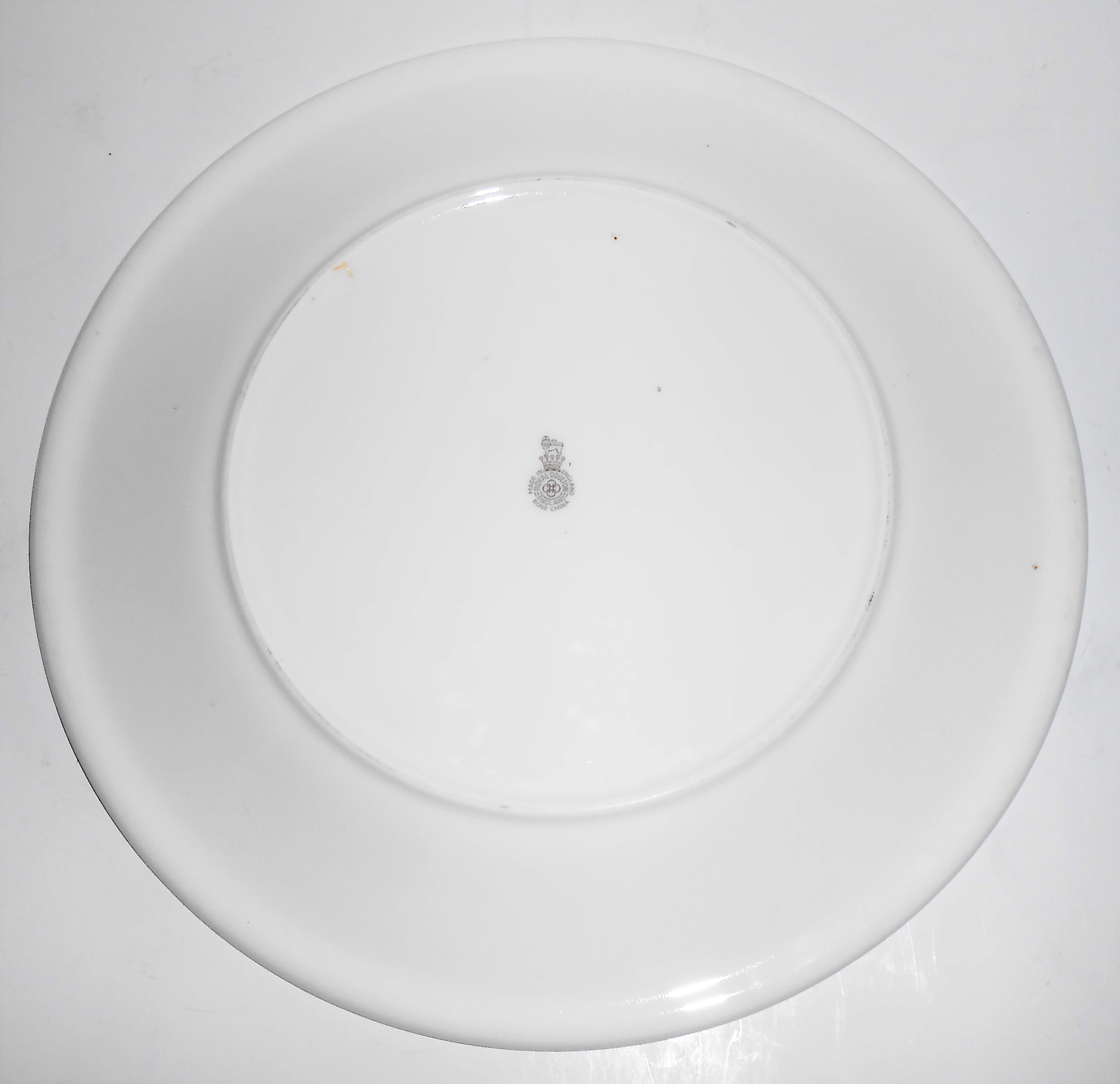 Royal Doulton China Gold Band Janet Dinner Plate
