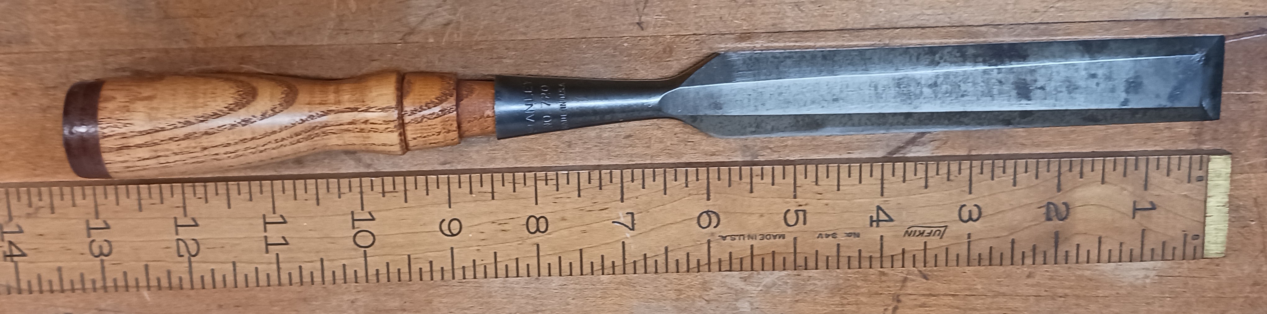 Stanley No. 720 Beveled Socket Chisel 1.0 inch