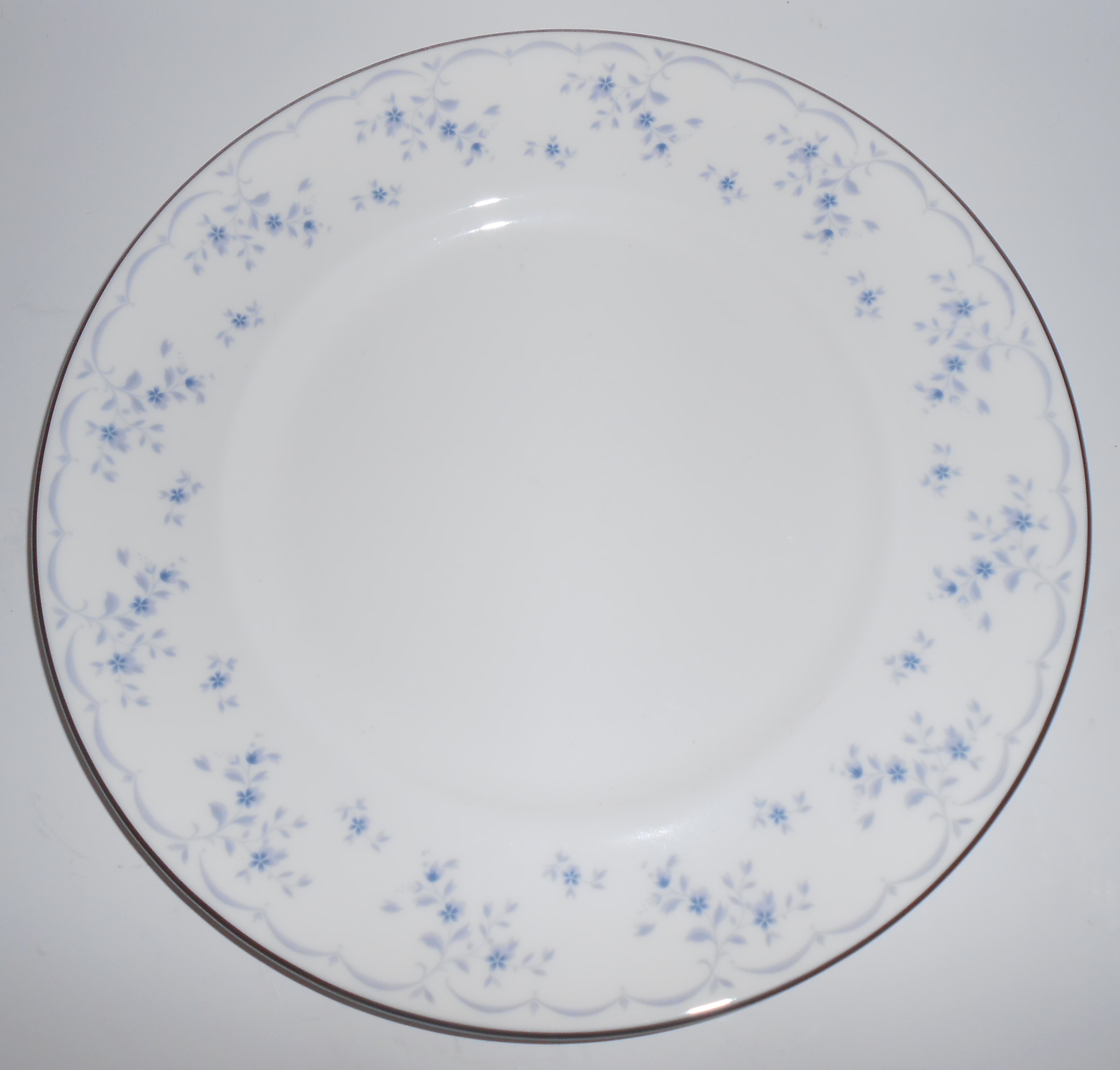 Royal Doulton China Floral Platinum Cotillion Dinner Pl
