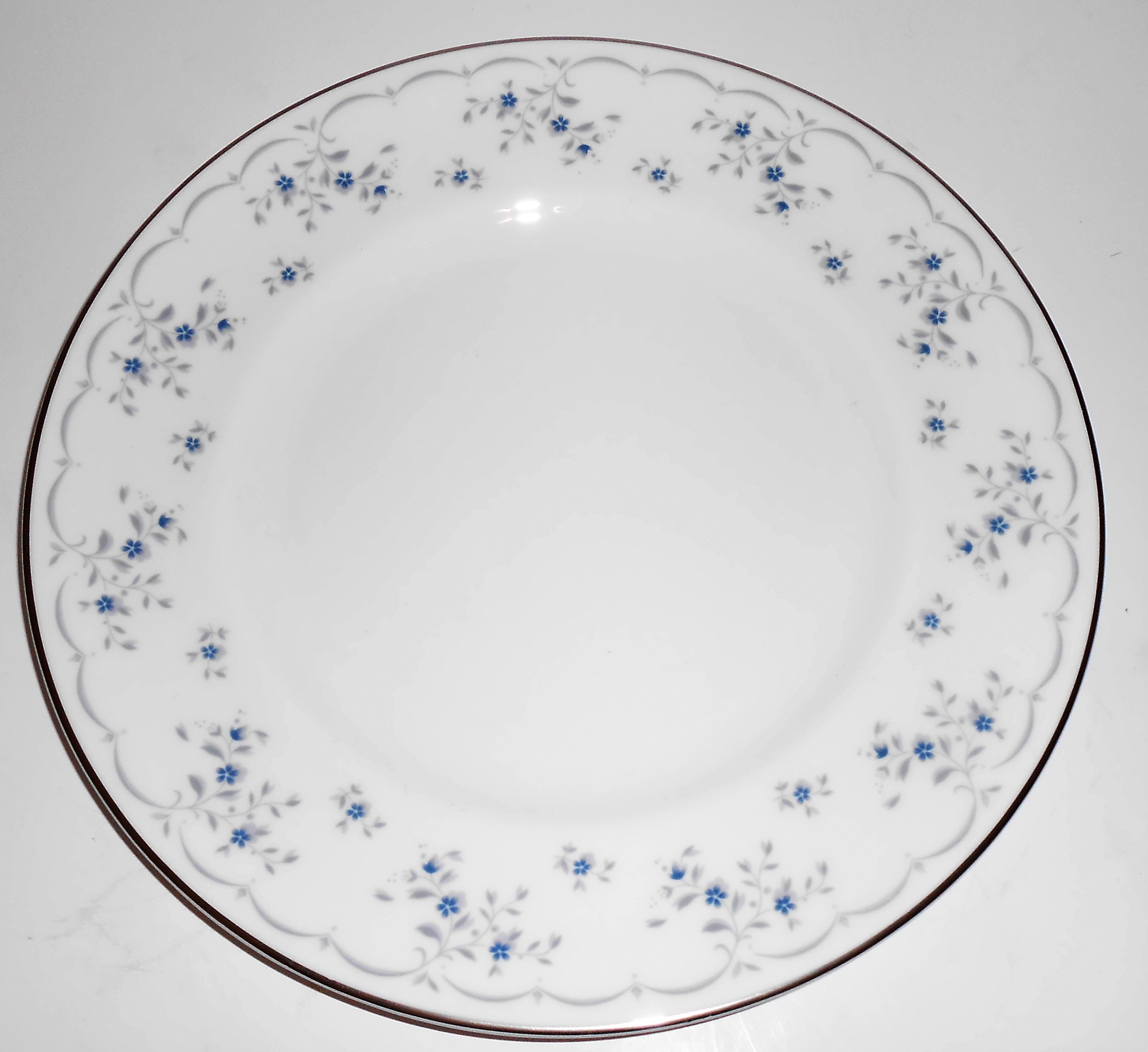Royal Doulton China Floral Platinum Cotillion Lunch Pl