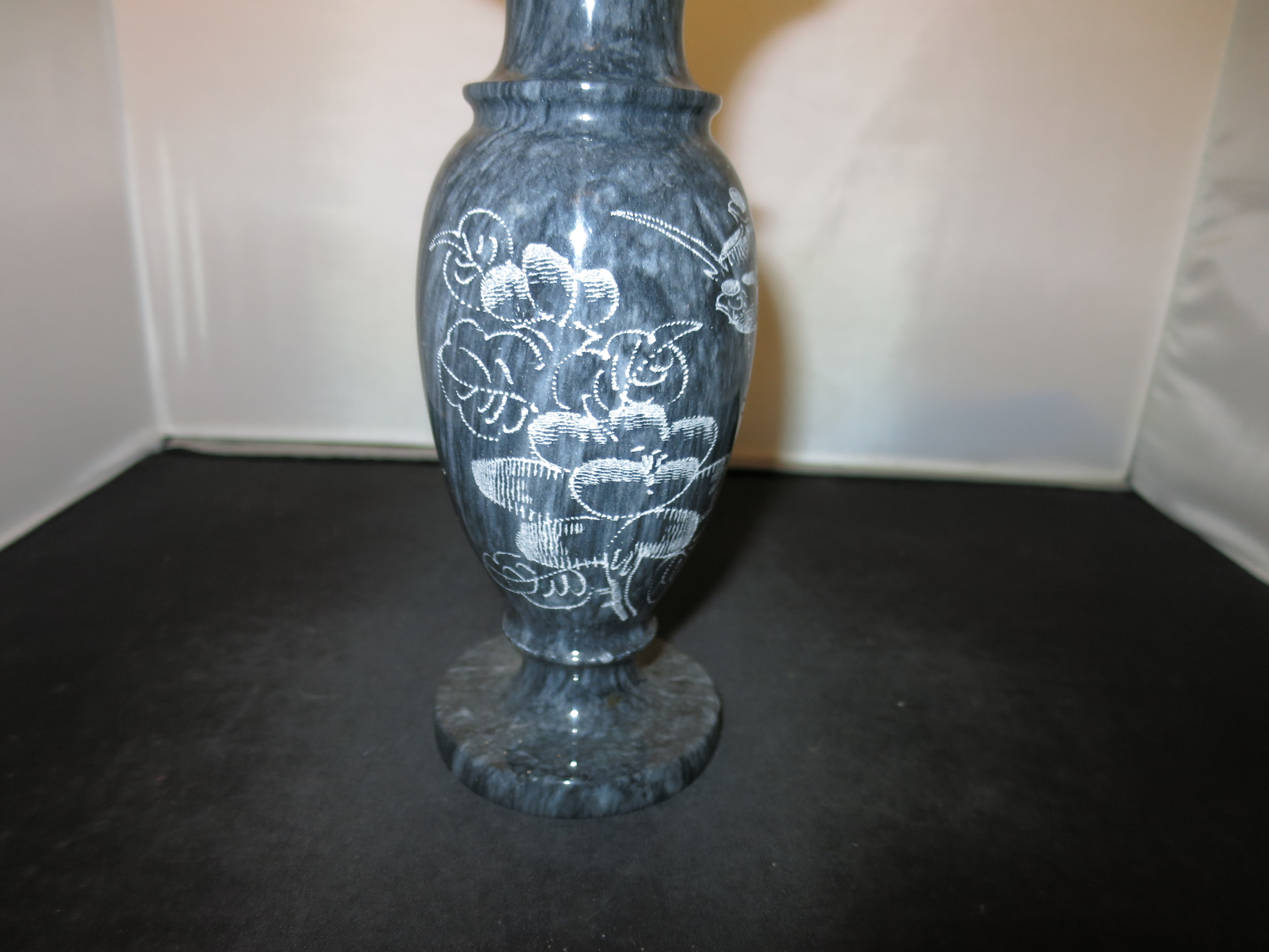 Marble Vase Art Carved Scrimshaw Birds and Floral Hawaii Souvenir