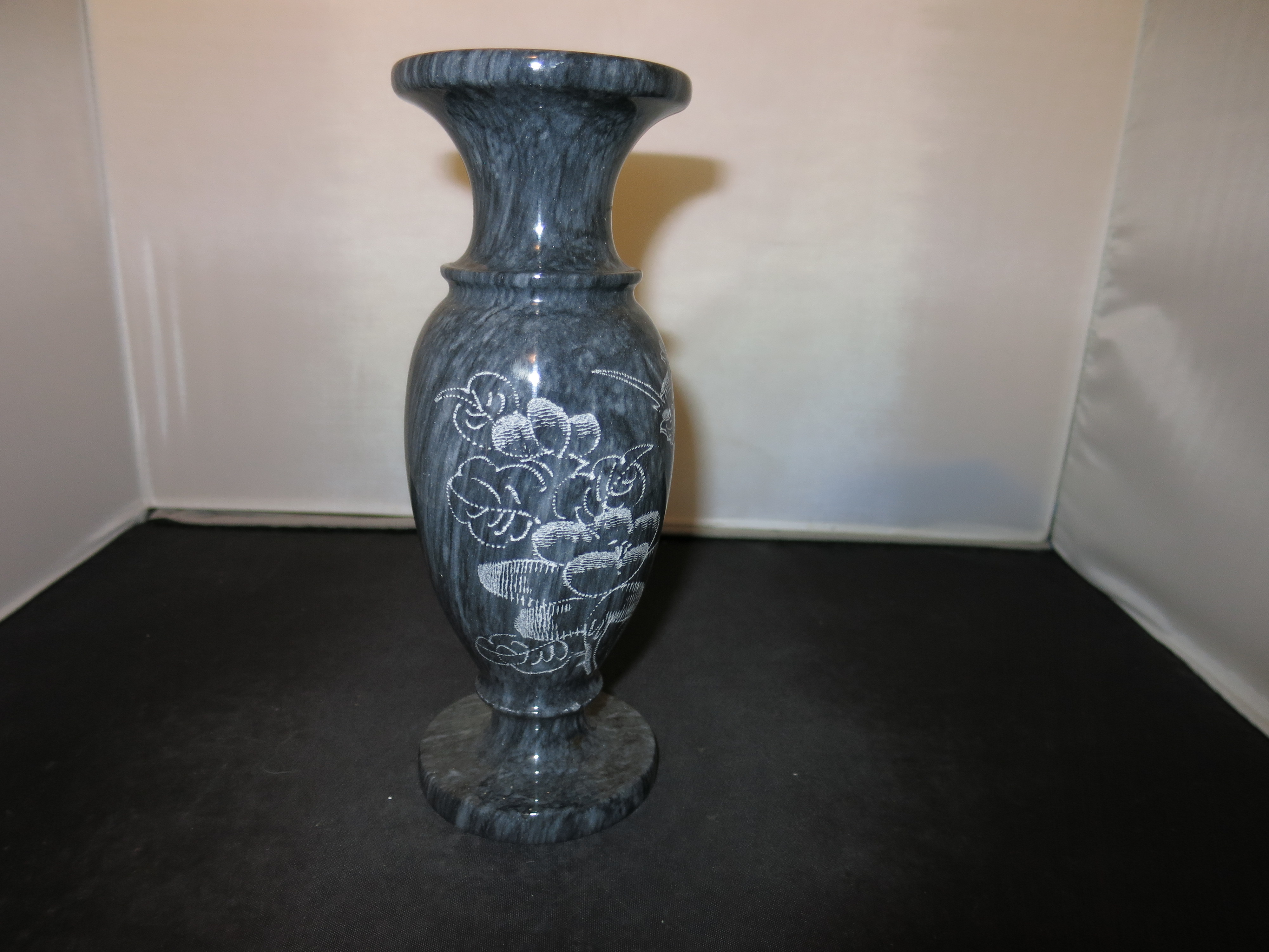 Marble Vase Art Carved Scrimshaw Birds and Floral Hawaii Souvenir