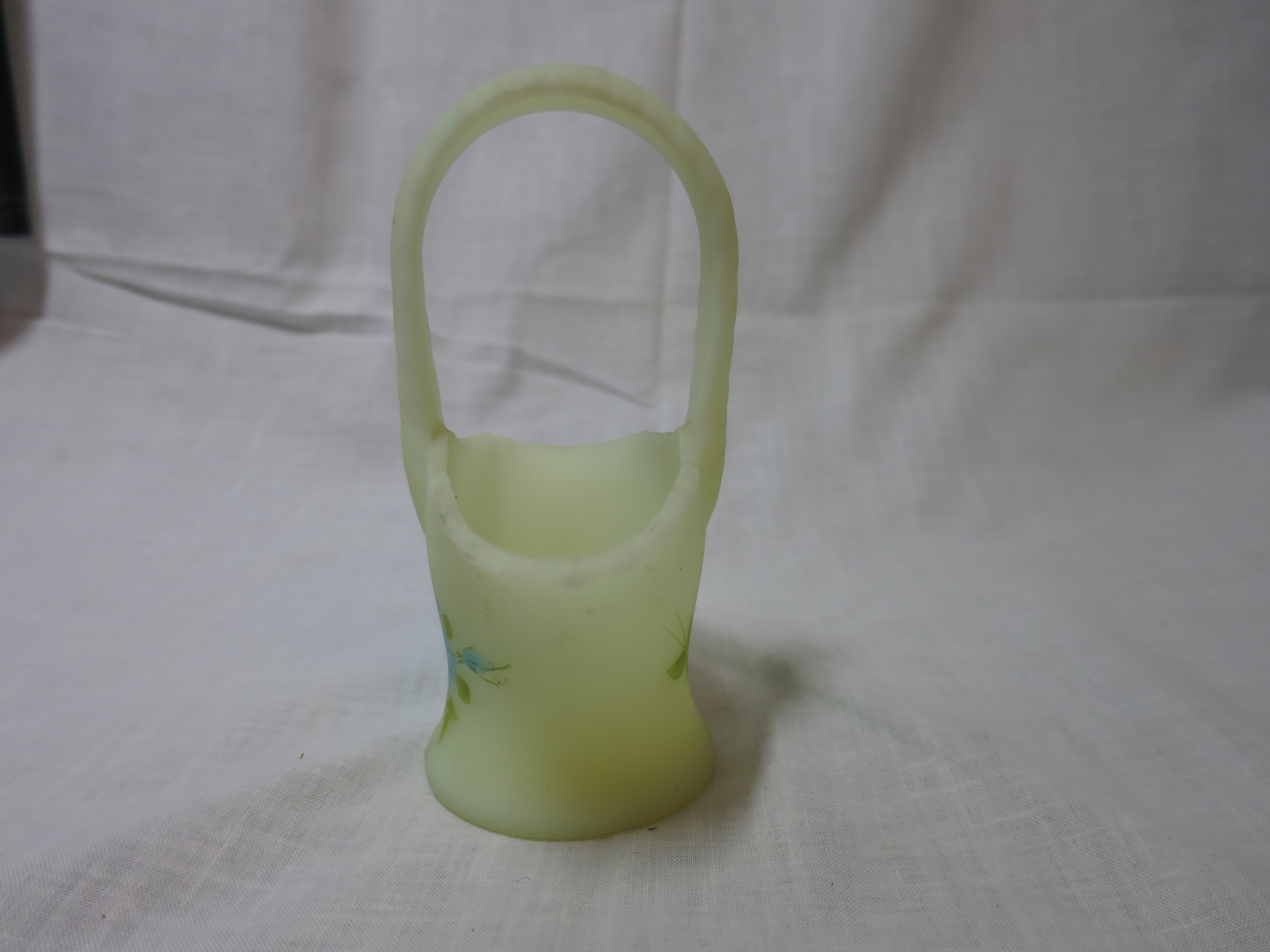 Fenton Art Glass Green Satin Custard Basket signed Freida