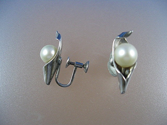 Sterling Silver 950 Cultured Pearl Earrings.