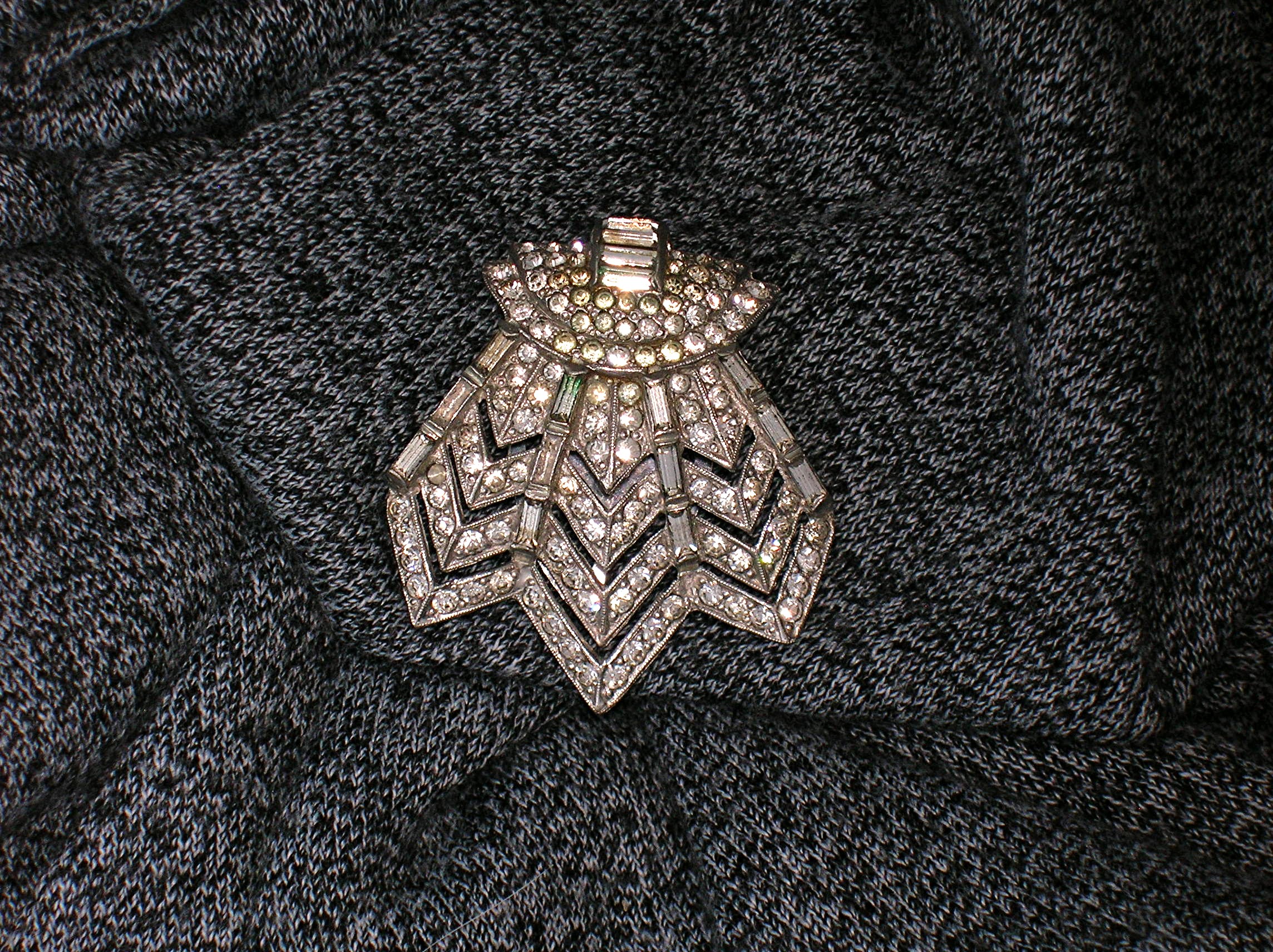 Dress Clip 40s Crystals Silvertone
