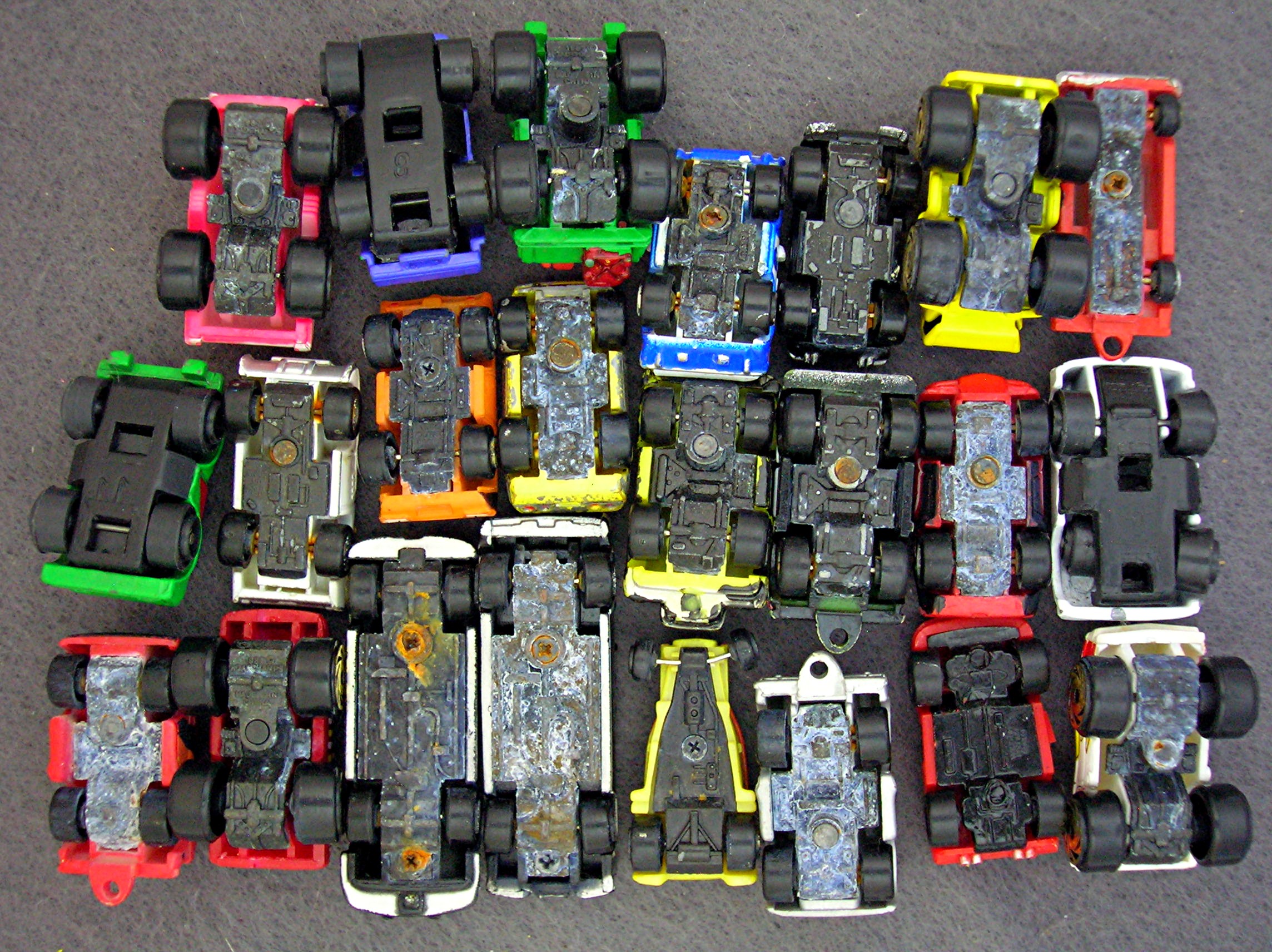 Lot #10 - 23 Diecast, Hot Wheels, style toy vehicles