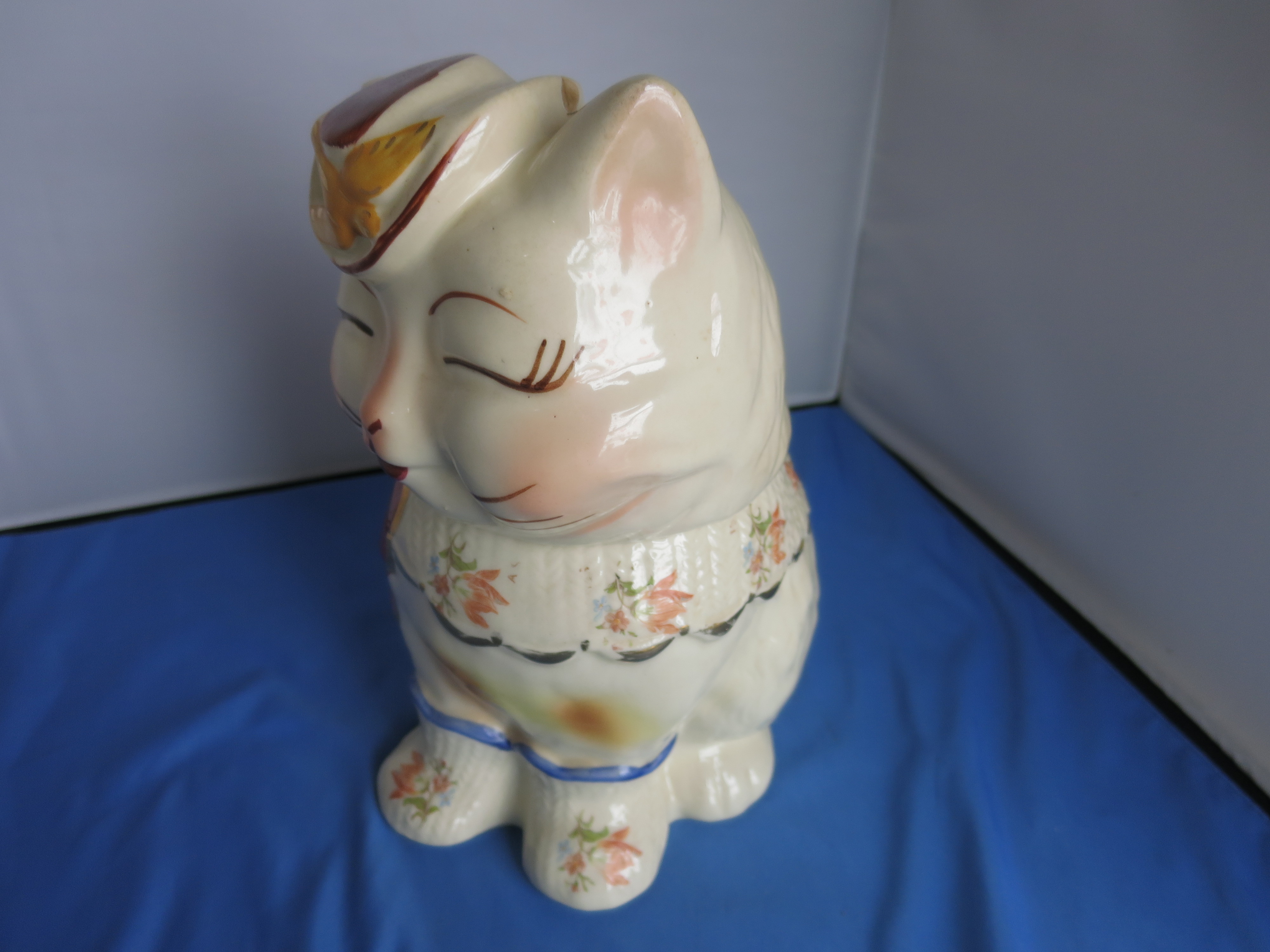Rare Shawnee Puss N Boots Cookie Jar with Gold Trim USA