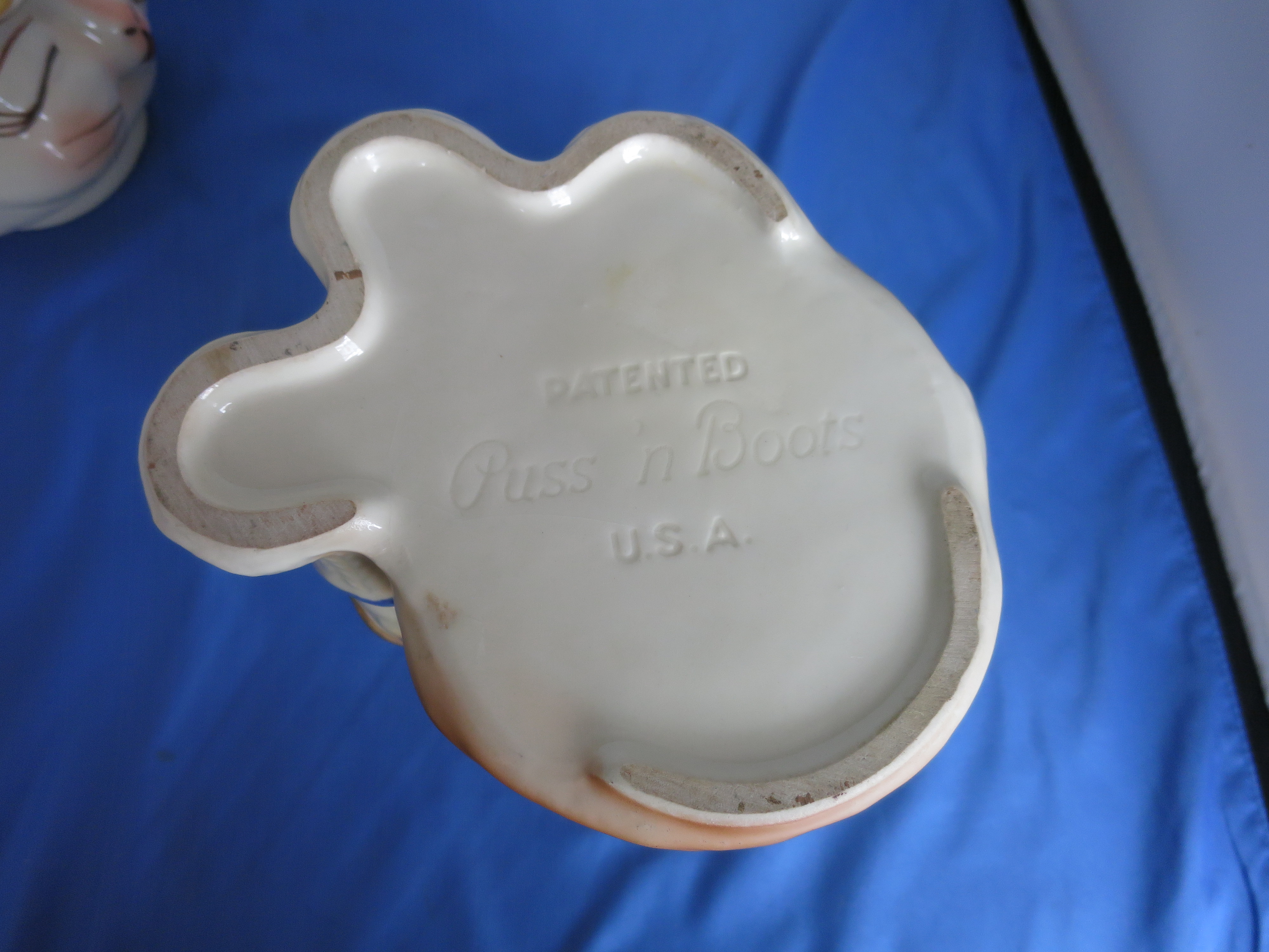 Rare Shawnee Puss N Boots Cookie Jar with Gold Trim USA