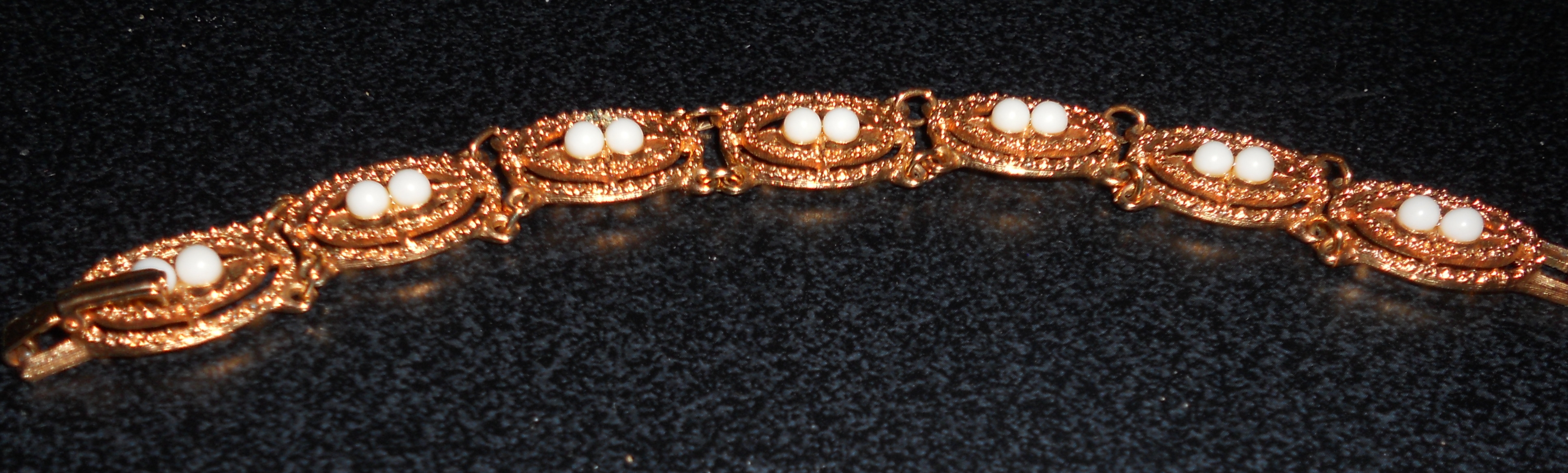 Sarah Coventry White and Gold Toned Bracelet
