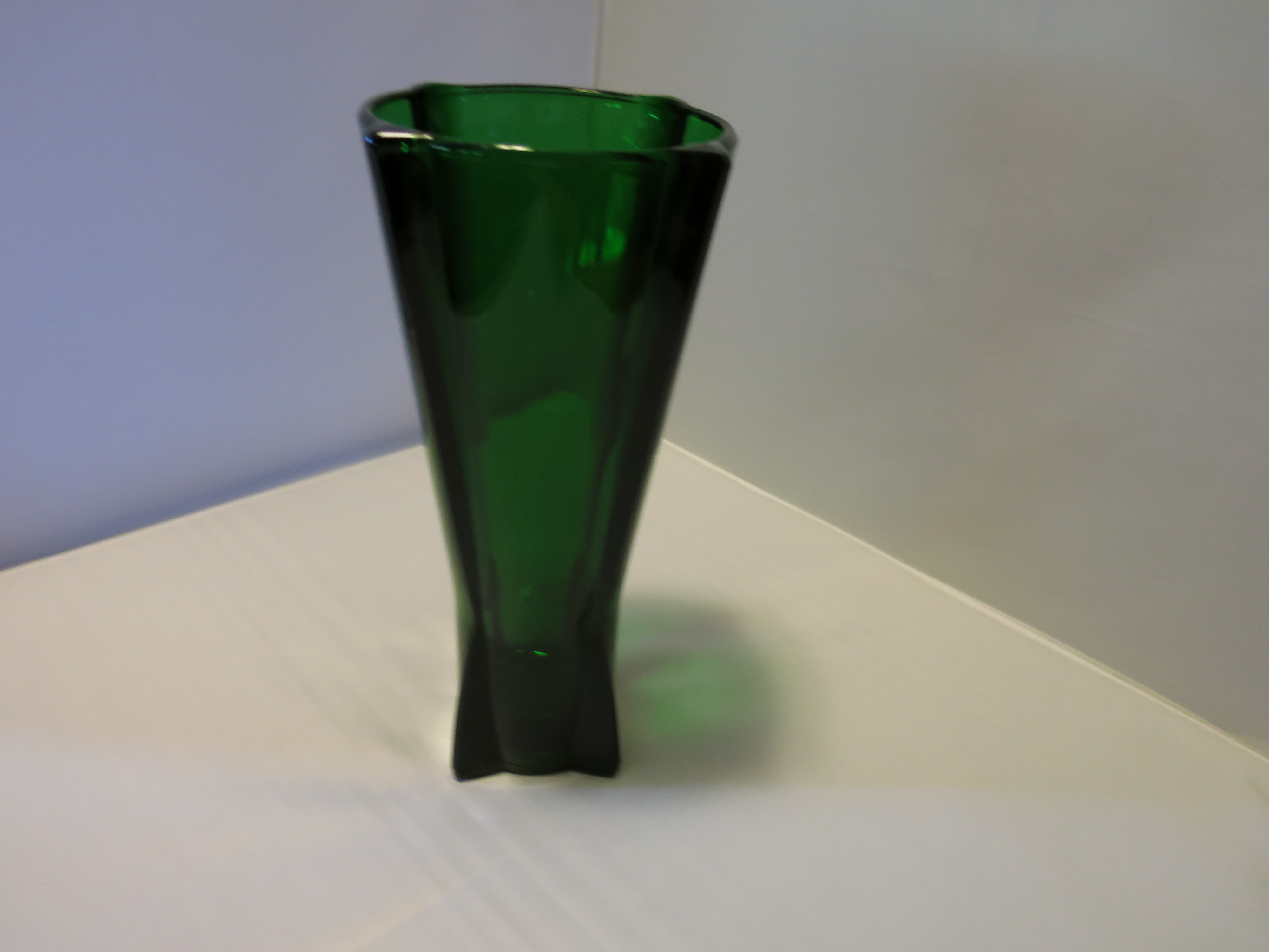 Anchor Hocking Rocket Vase Forest Green