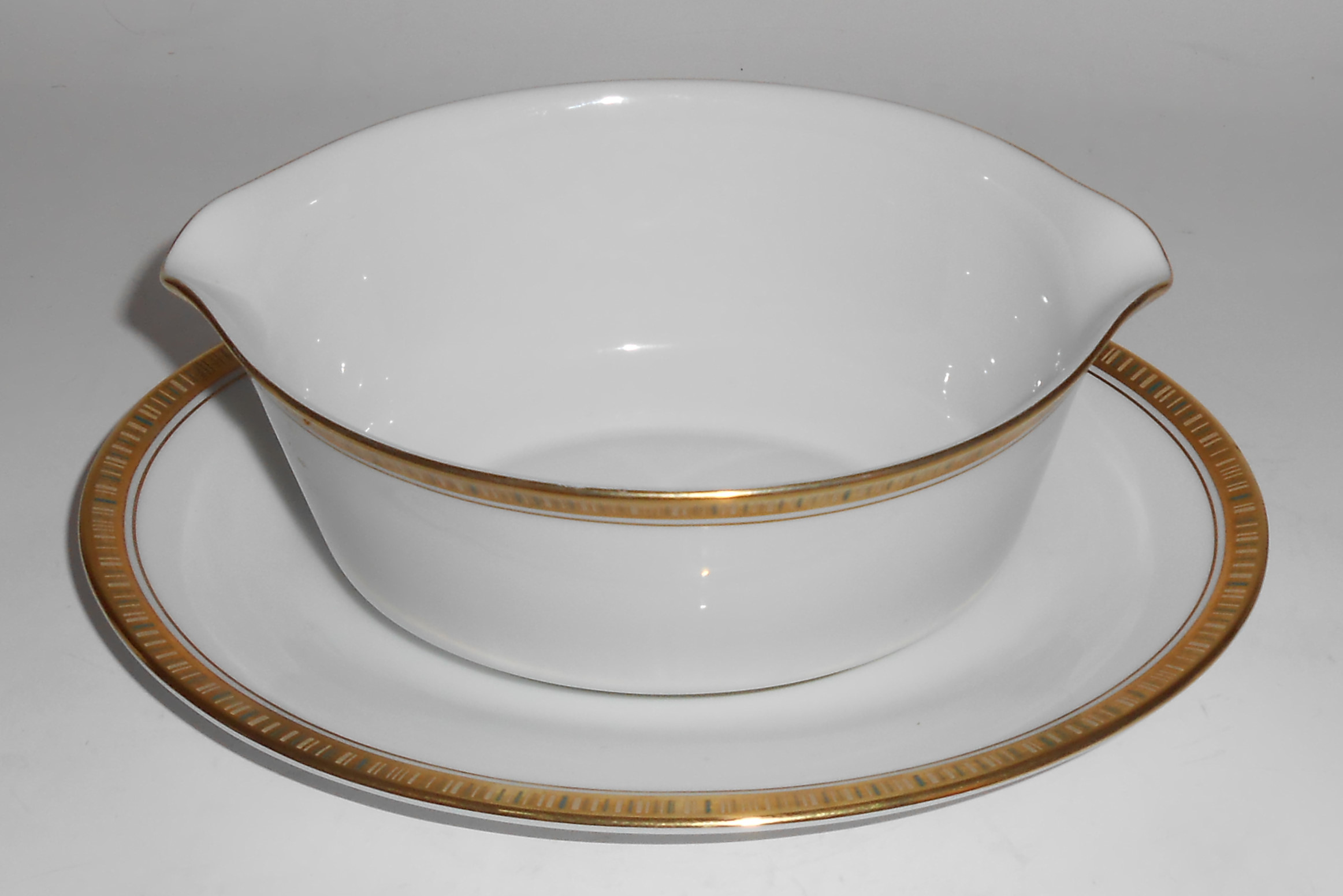 Noritake Porcelain China Goldlane Gold Gravy Bowl Mint