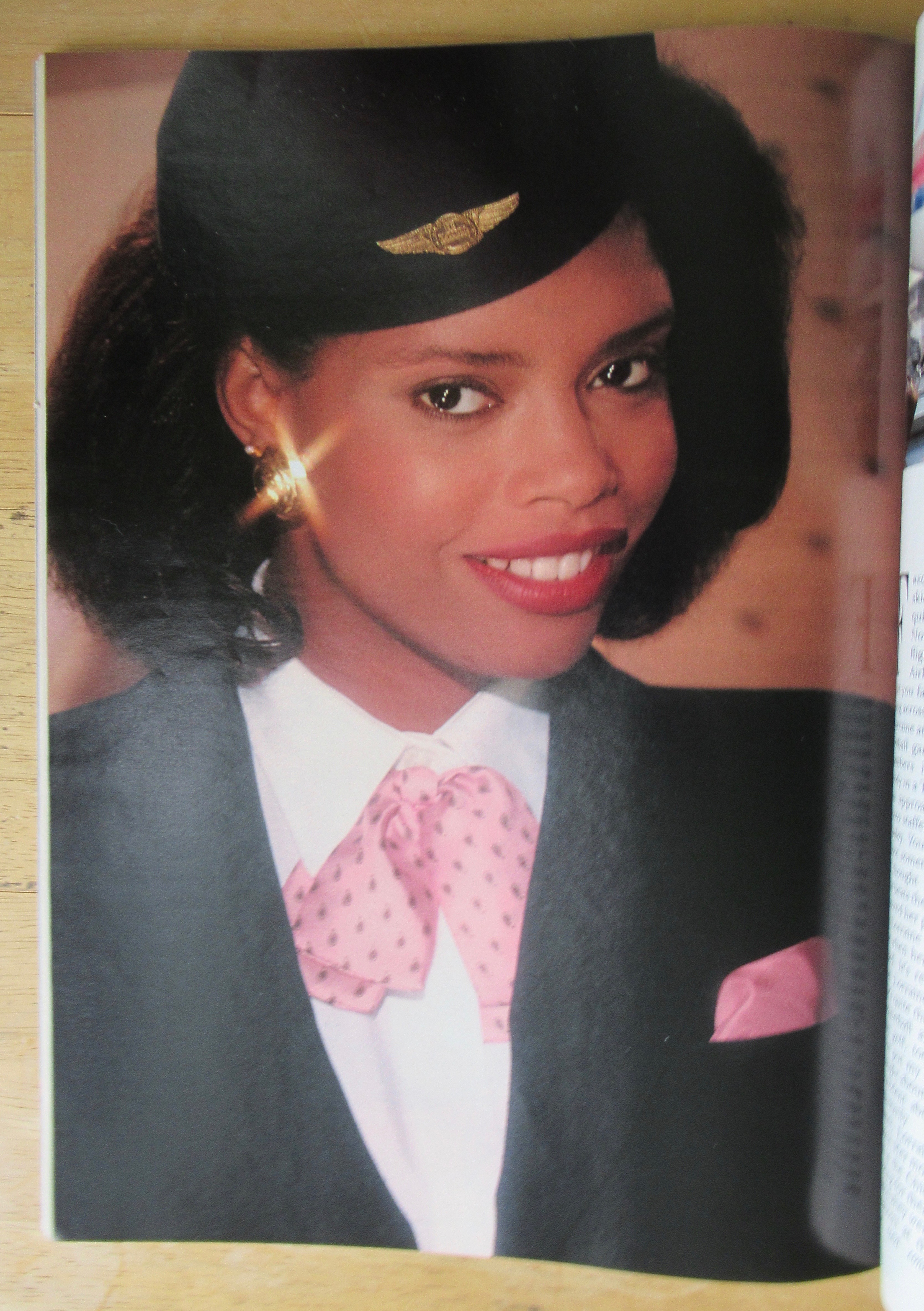 Playboy Magazine-November 1990-Lorraine Olivia