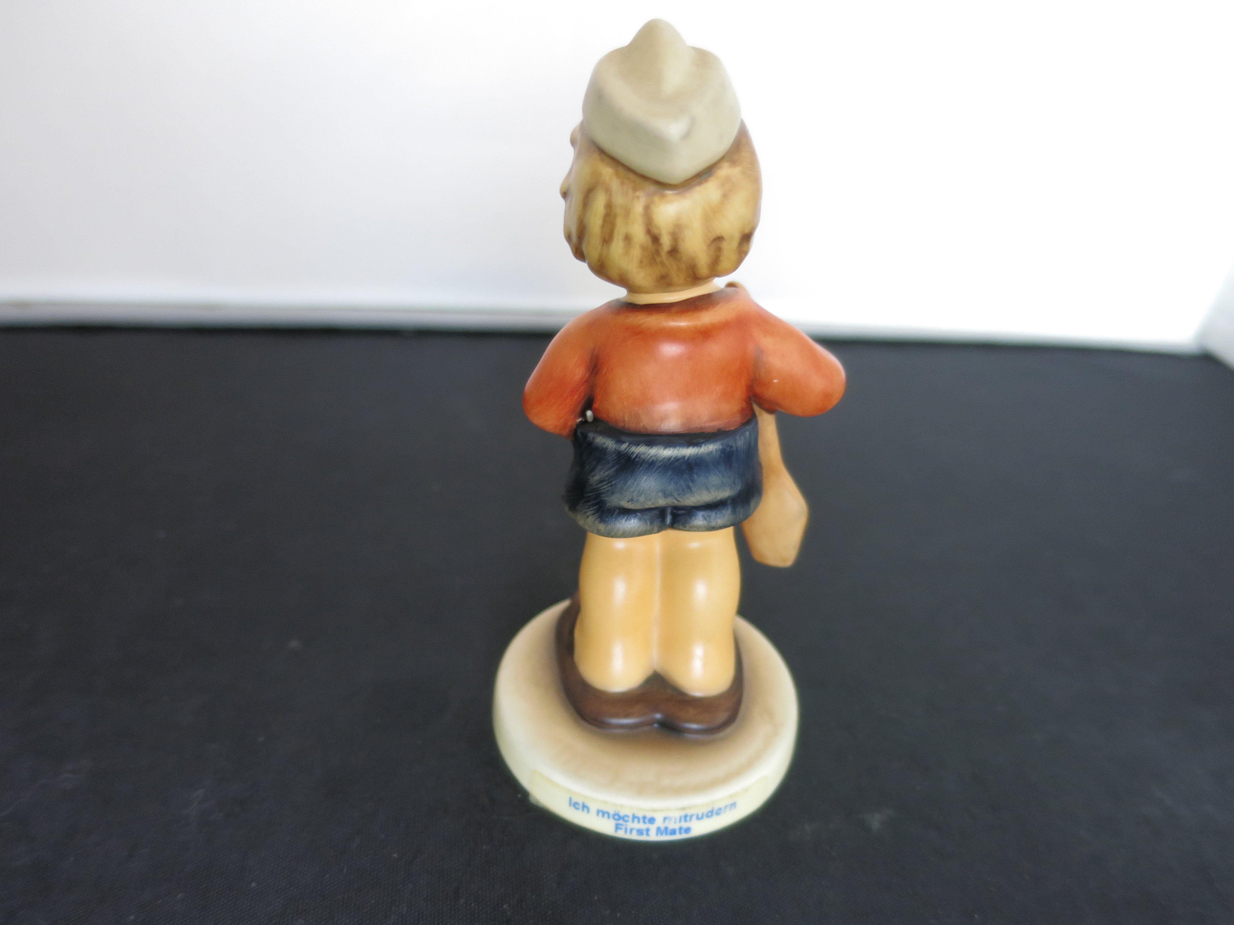 First Mate Hummel Goebel Club Figurine 2148/B 2001