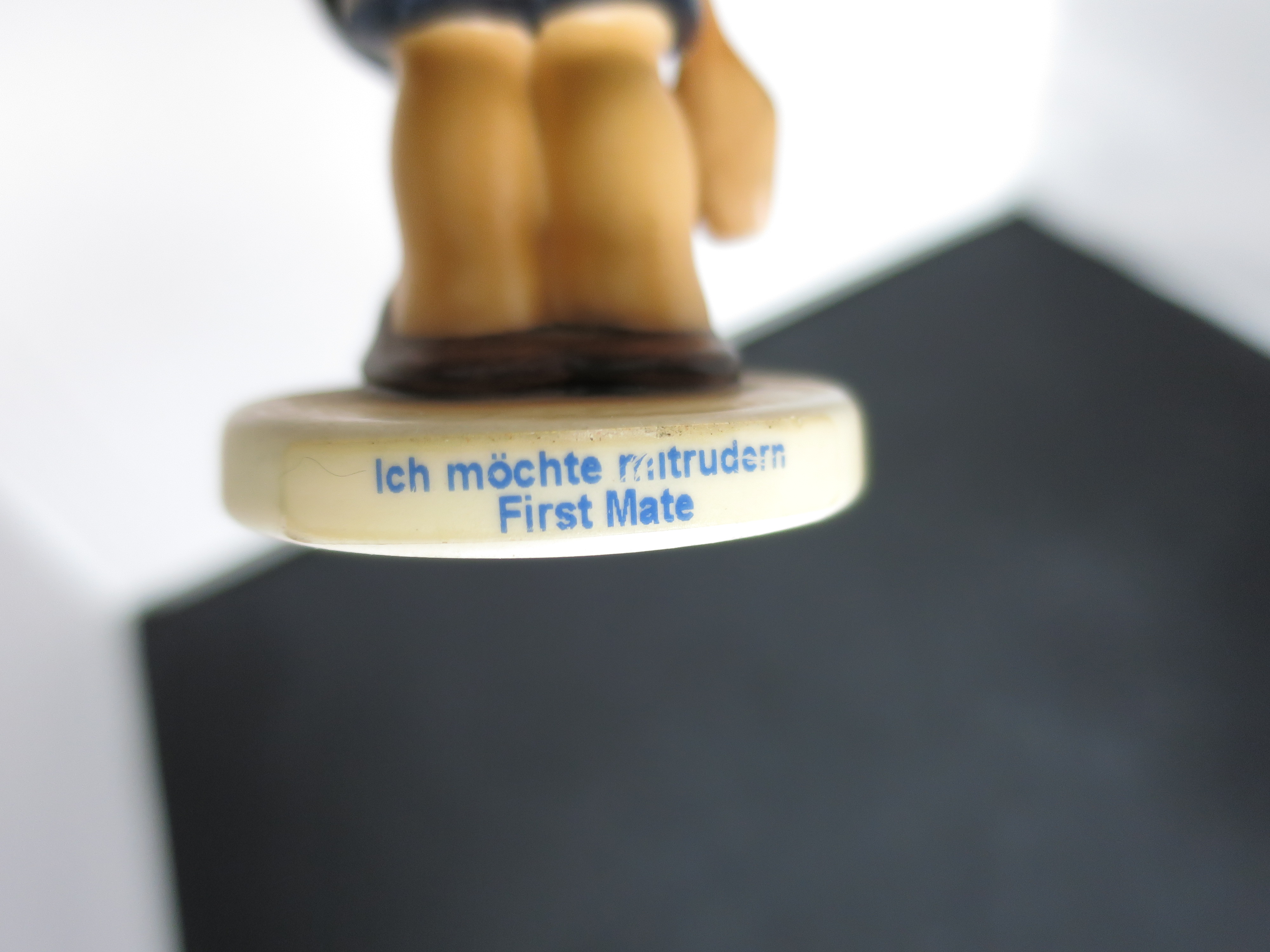 First Mate Hummel Goebel Club Figurine 2148/B 2001