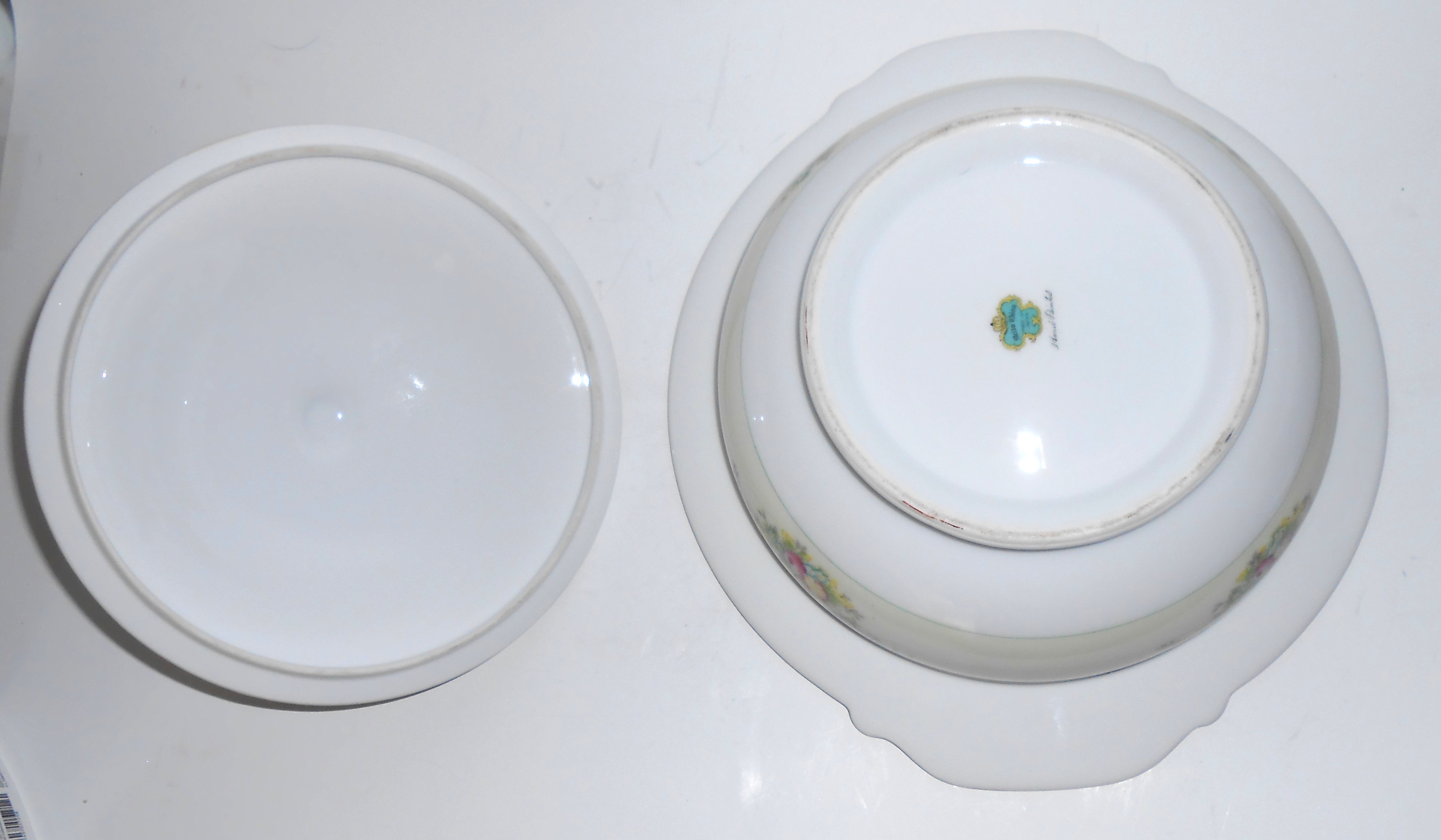 Meito China Porcelain Japan N1055A w/Gold Covered Casse