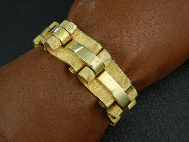 Scrolled Gold HATTIE CARNEGIE Bracelet