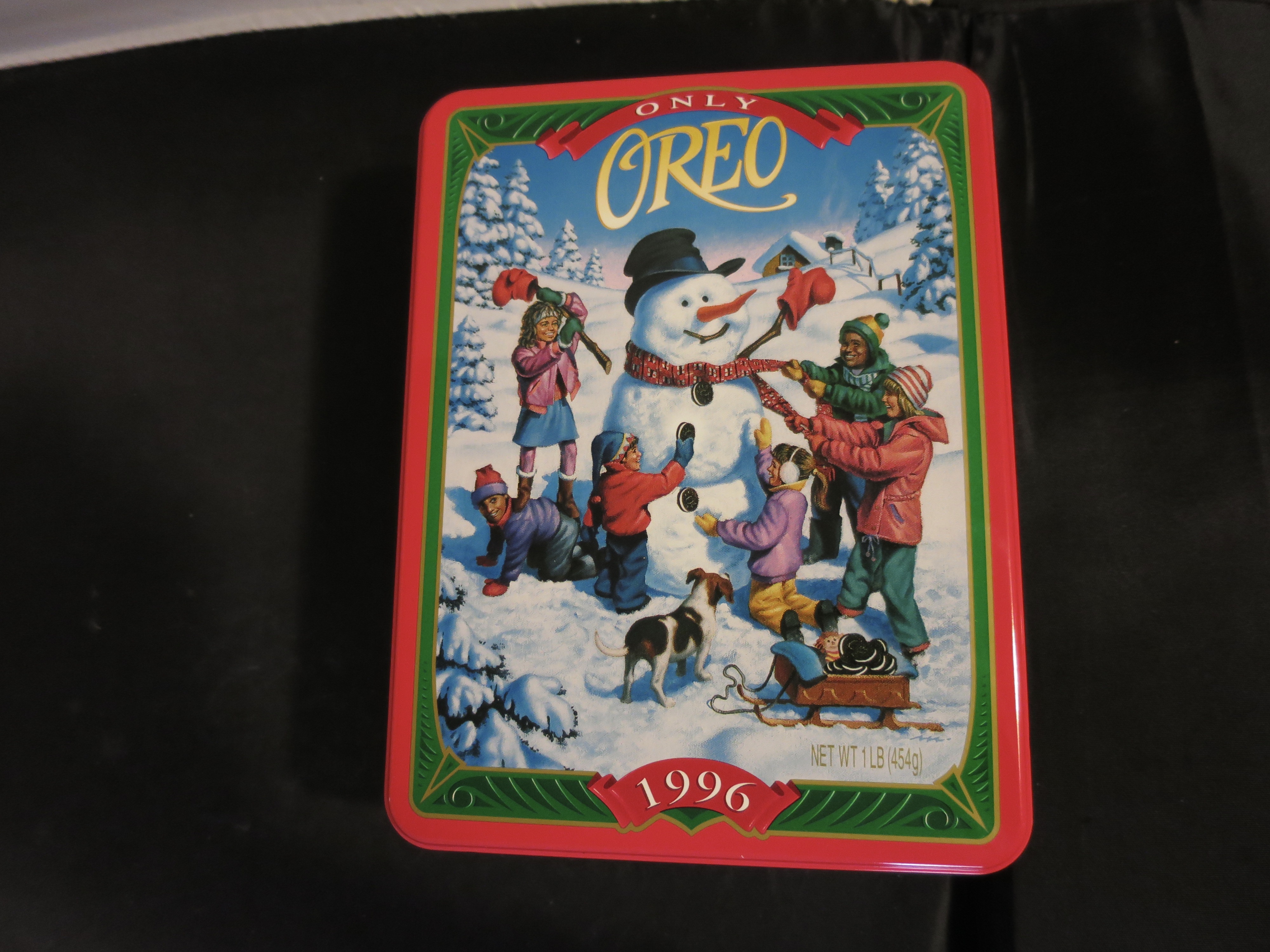 Oreo Cookie Tin 1996 Snowy Days