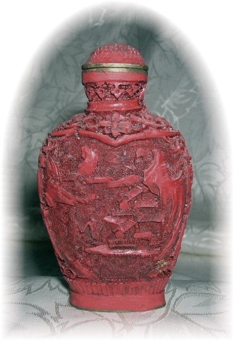 Cinnabar Chinese Snuff Bottle