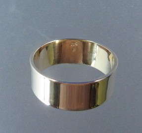 14K Yellow Gold Wedding Band