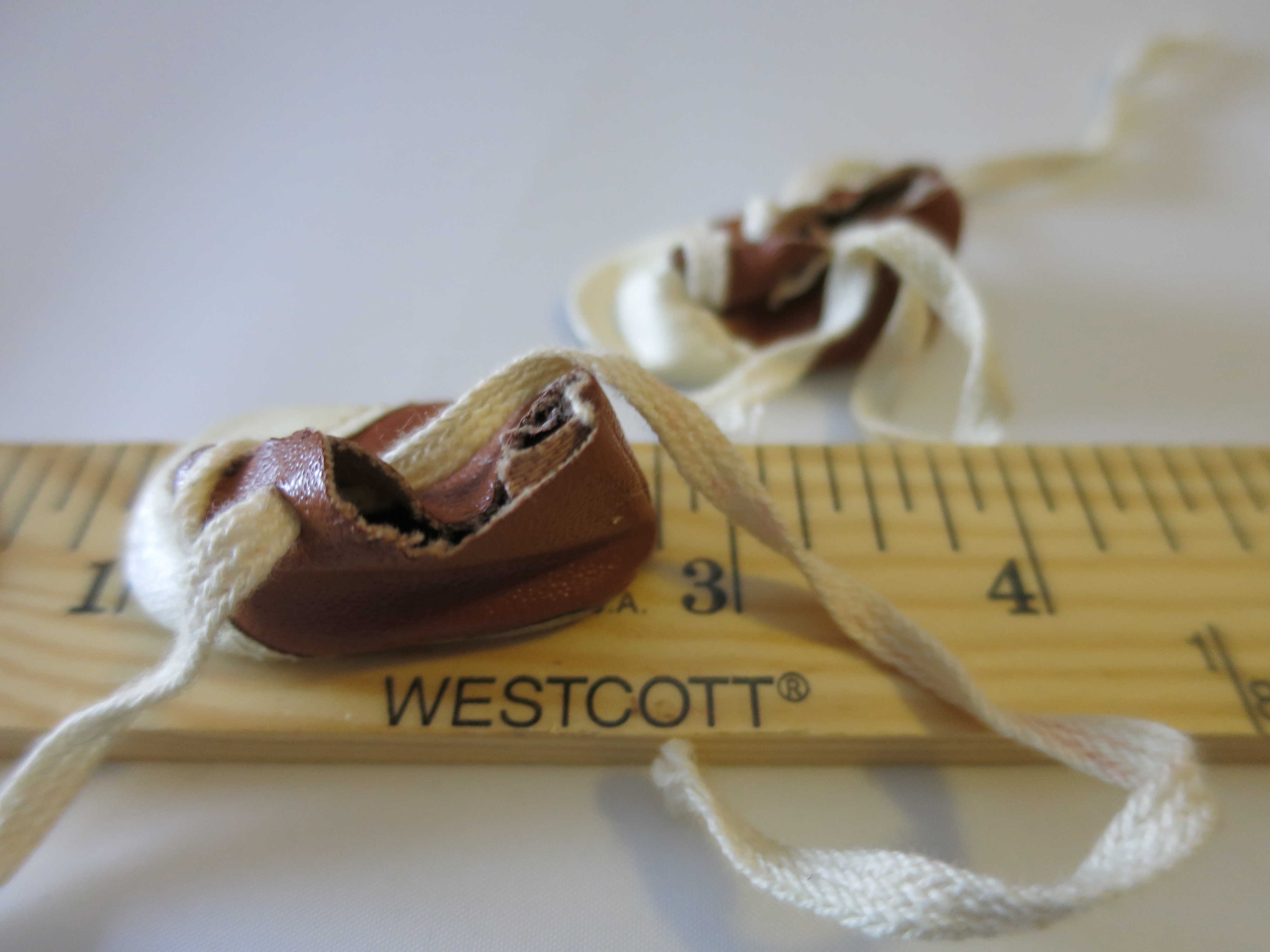 Doll House Accessories Doll Leather Shoes that tie