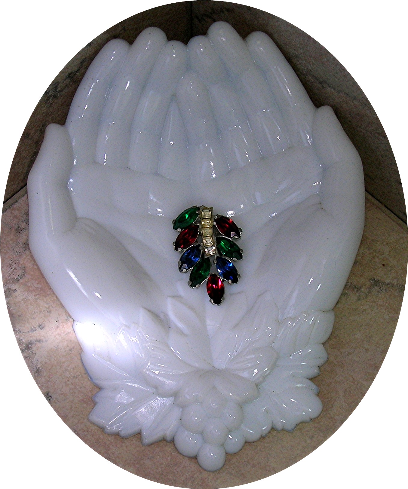 Dress Clip Crystal Red White Blue Green Leaf