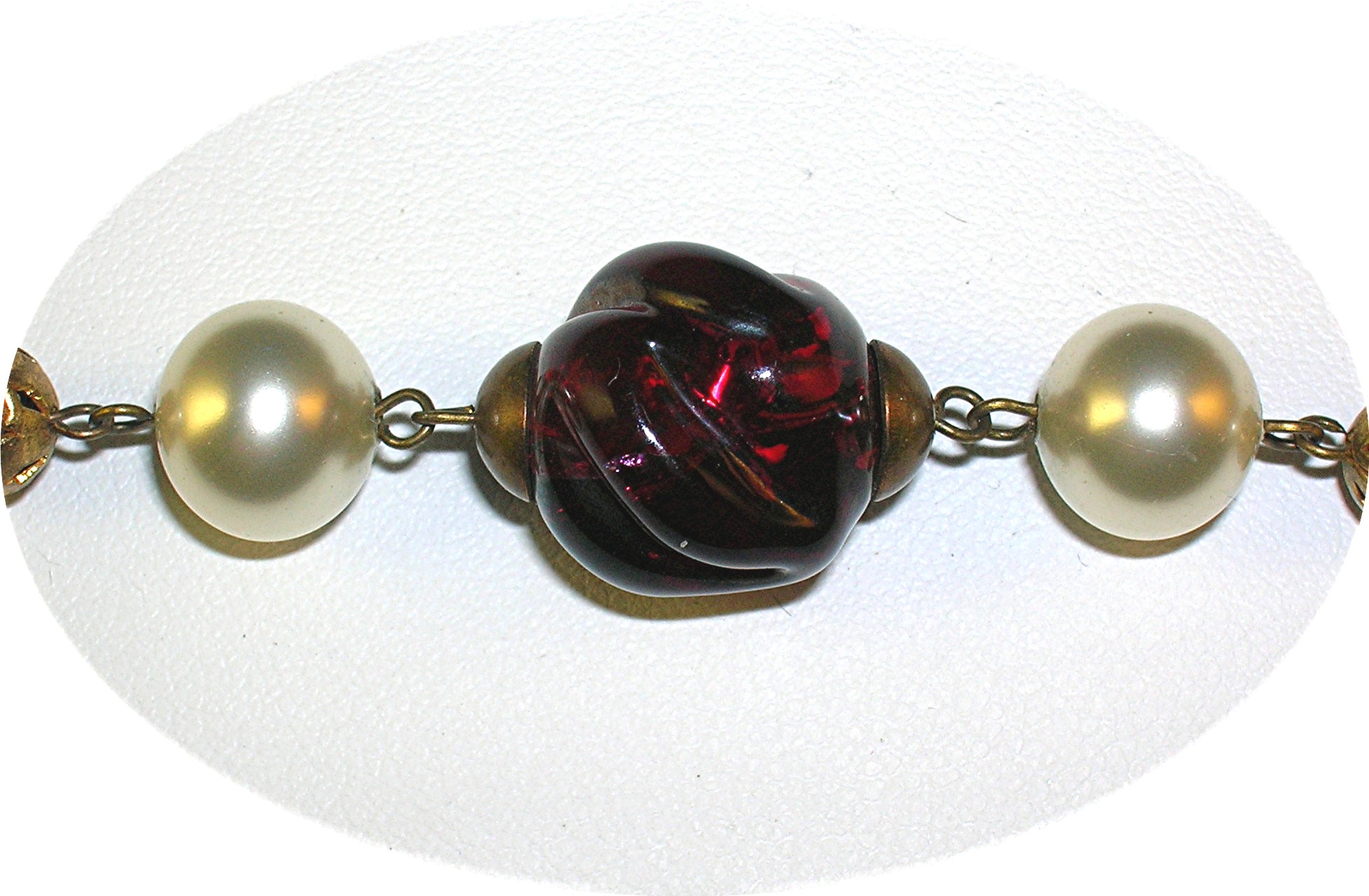 Pearl Cranberry Glass Filigree Gold Chain Link Necklace