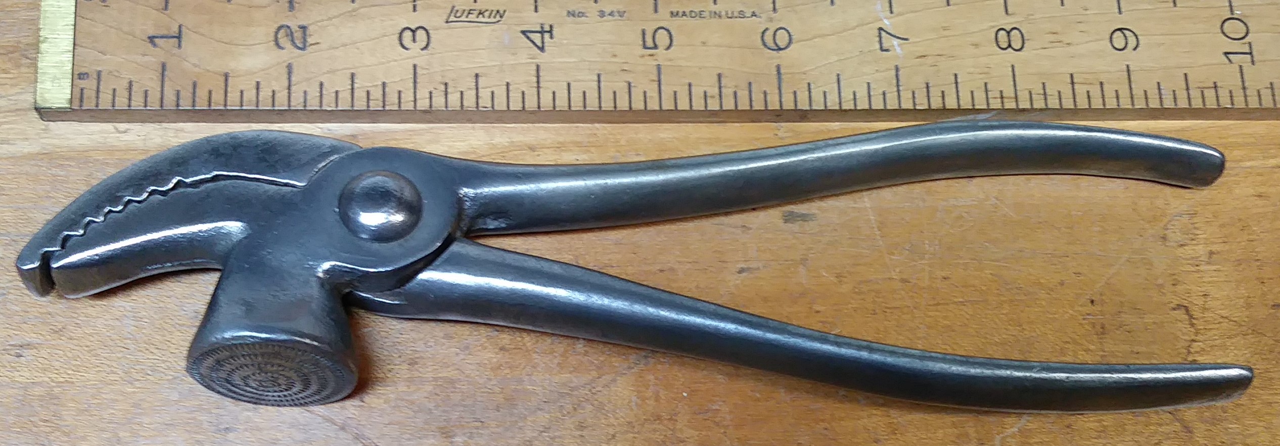 Cobblers Lasting Pliers, Hammer 9 inch