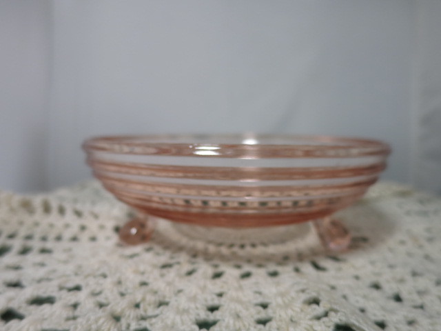 Anchor Hocking Manhattan Pink Depression Glass Footed Candy Dish